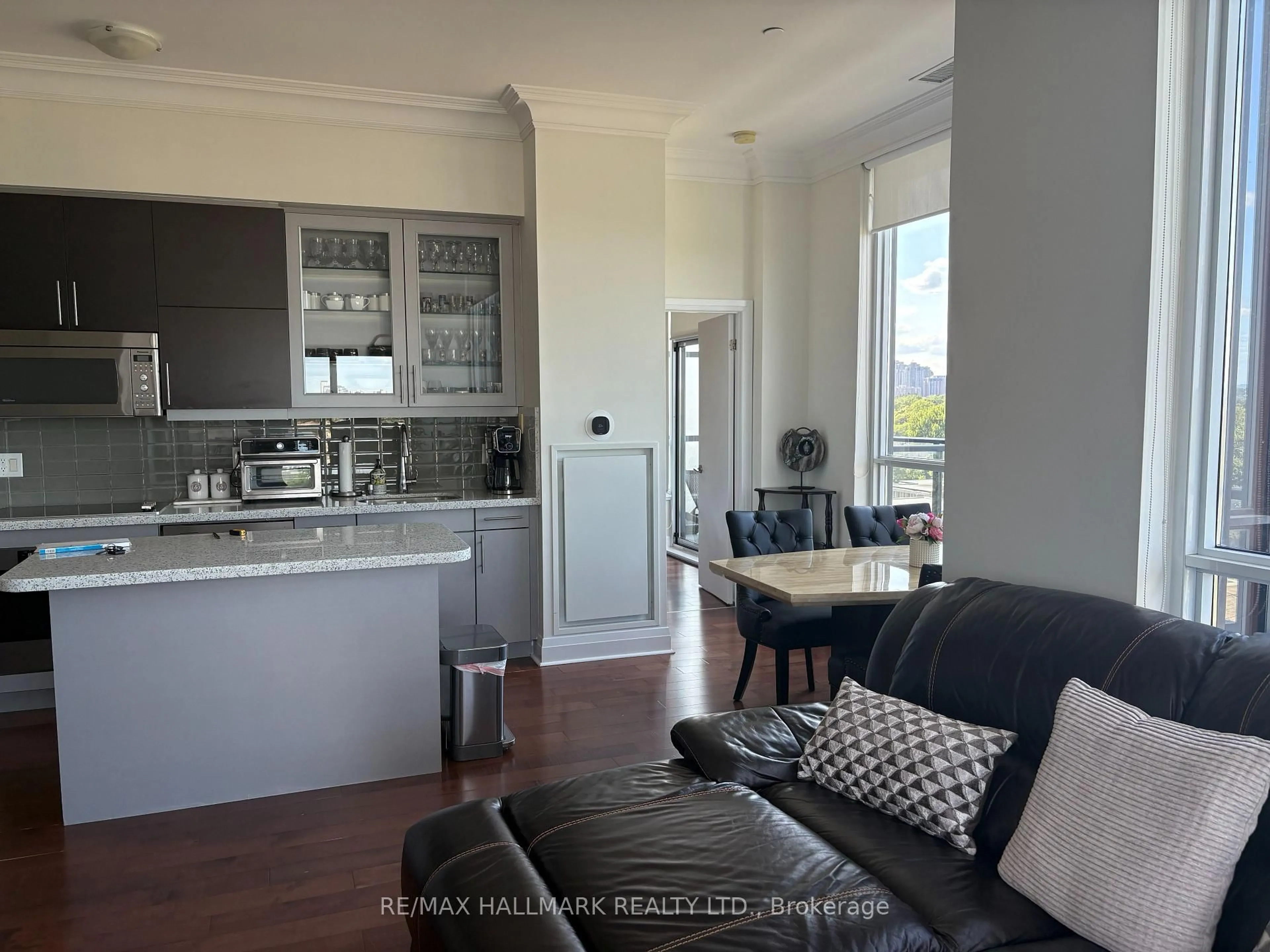 Open concept kitchen, unknown for 399 Spring Garden Ave #PH704, Toronto Ontario M2N 3H6