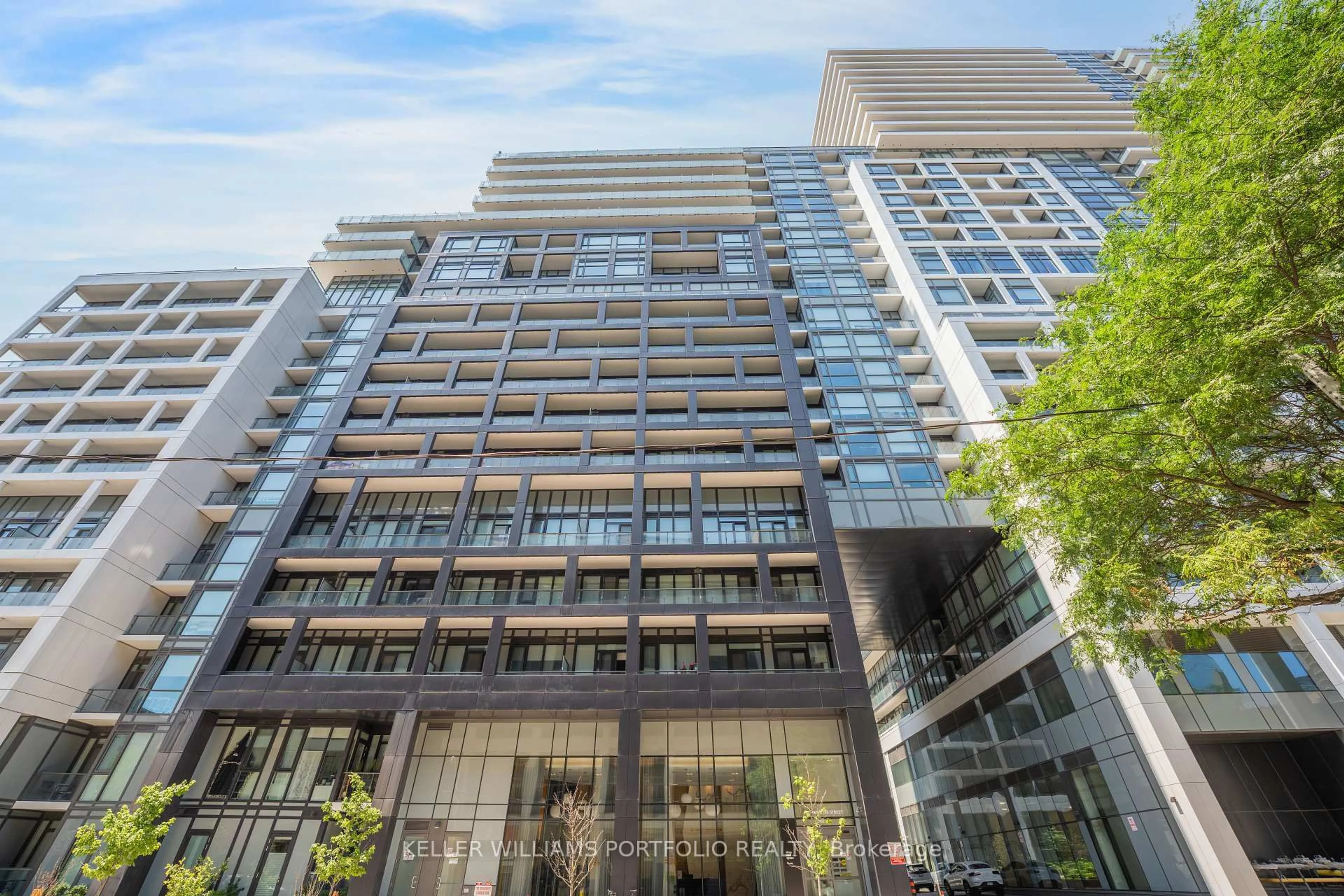 Indoor foyer for 60 Princess St #1524, Toronto Ontario M5A 2C7