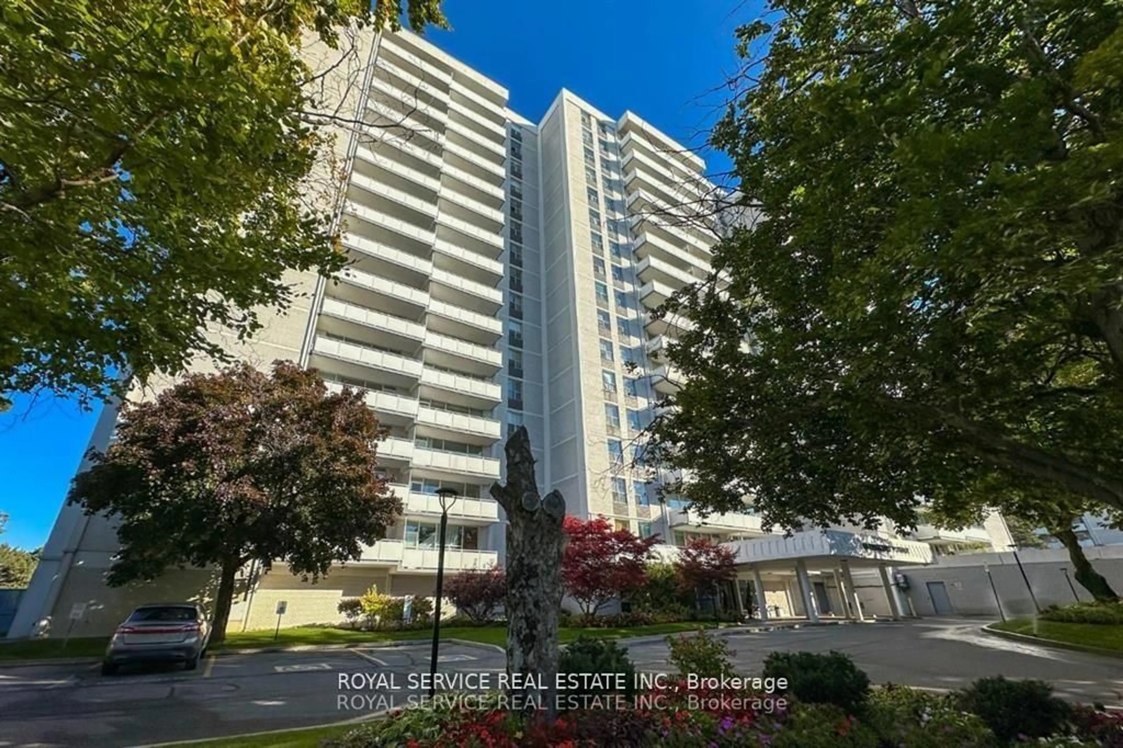 A pic from outside/outdoor area/front of a property/back of a property/a pic from drone, building for 10 Parkway Forest Dr #1008, Toronto Ontario M2J 1L3