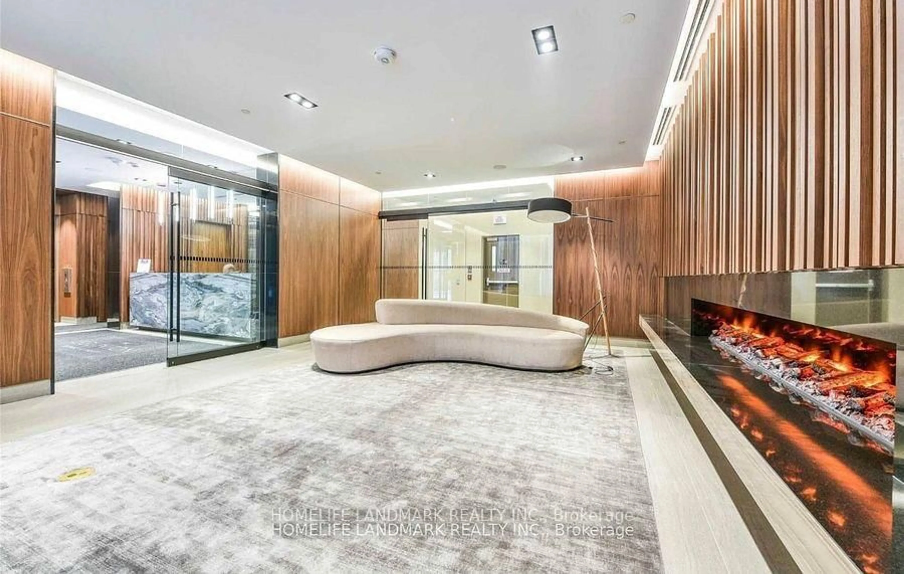 Lobby for 125 Redpath Ave #2703, Toronto Ontario M4S 0B5