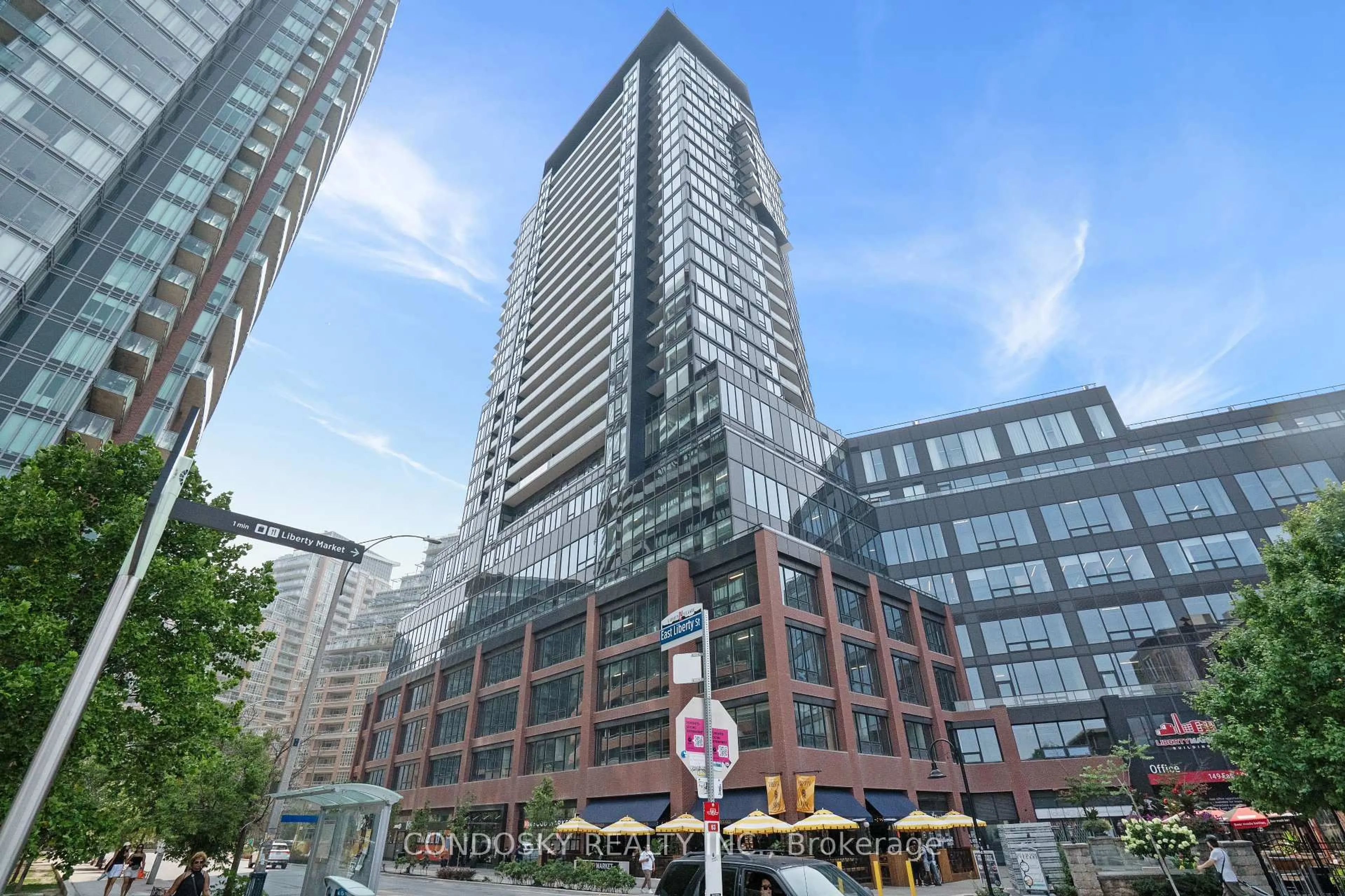 Patio, building for 135 East Liberty St #PH01, Toronto Ontario M6K 0G7