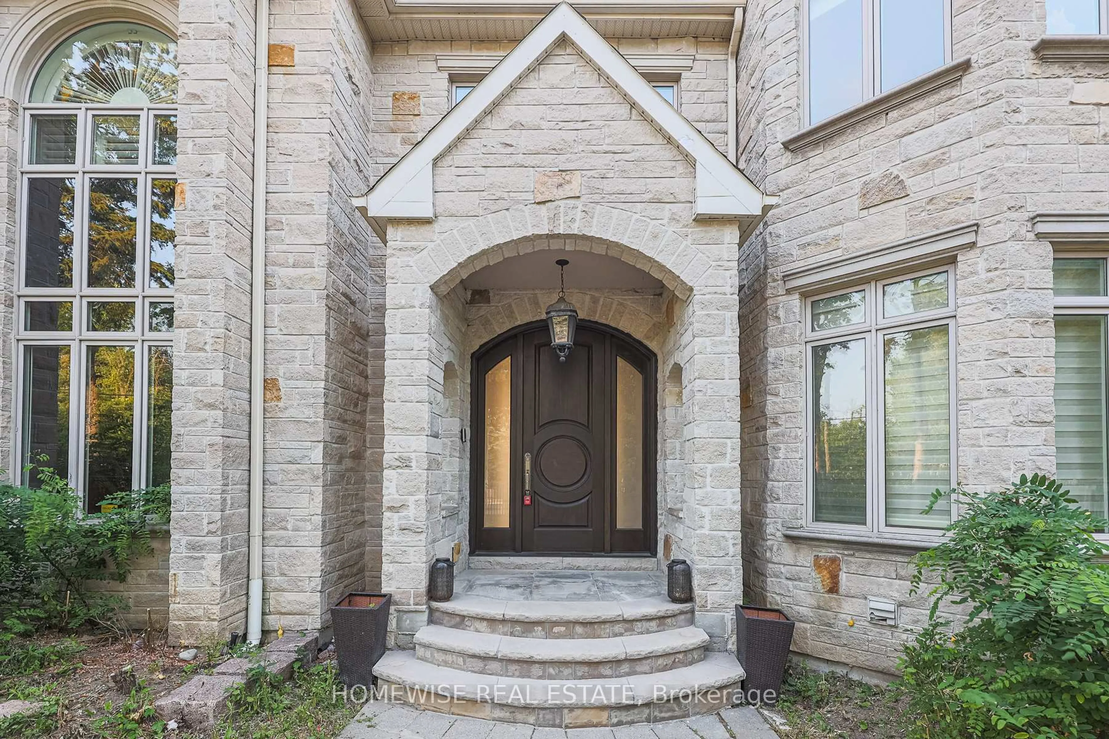 Unknown for 2706 Bayview Ave, Toronto Ontario M2L 1B9