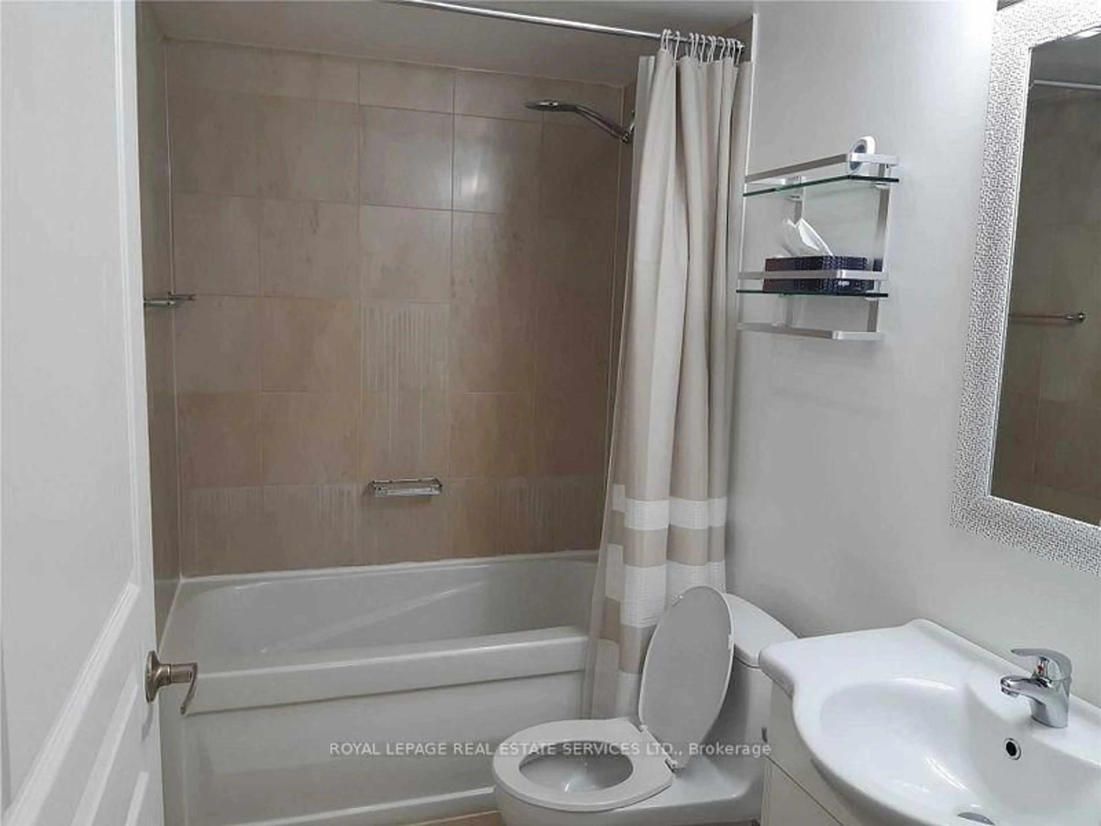 Standard bathroom, unknown for 19 Avondale Ave #309, Toronto Ontario M2N 0A6