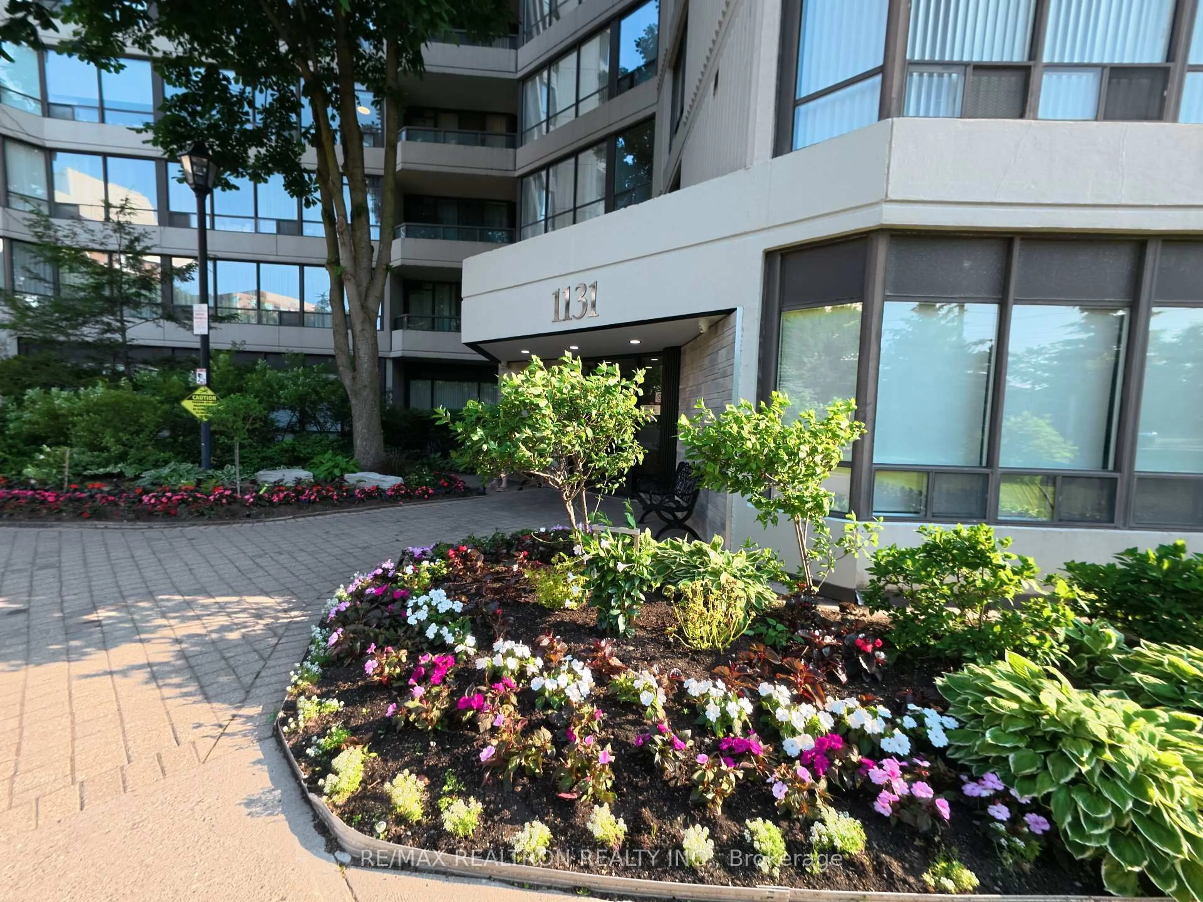 Patio, unknown for 1131 Steeles Ave #PH104, Toronto Ontario M2R 3W8