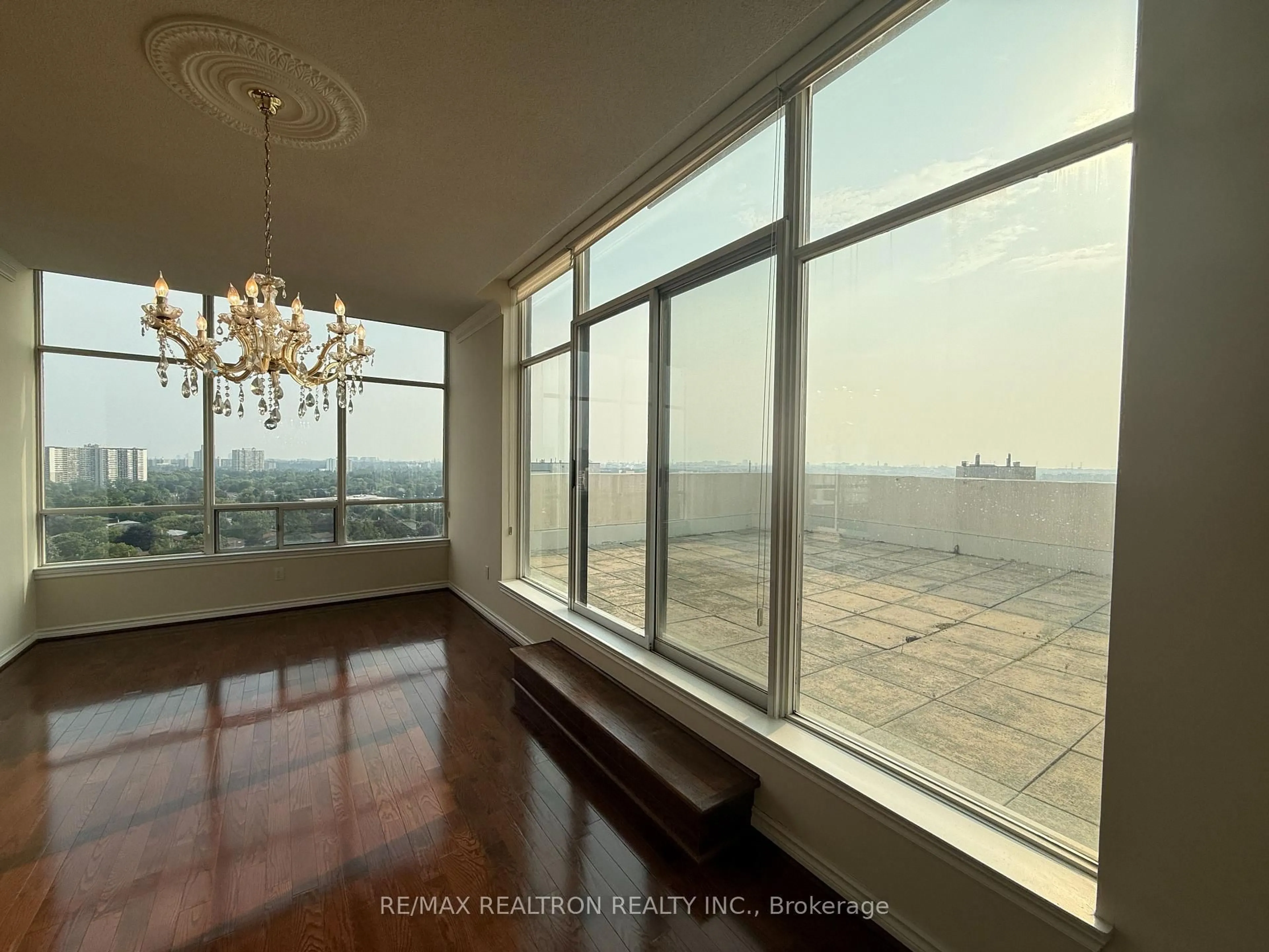 A pic of a room for 1131 Steeles Ave #PH104, Toronto Ontario M2R 3W8