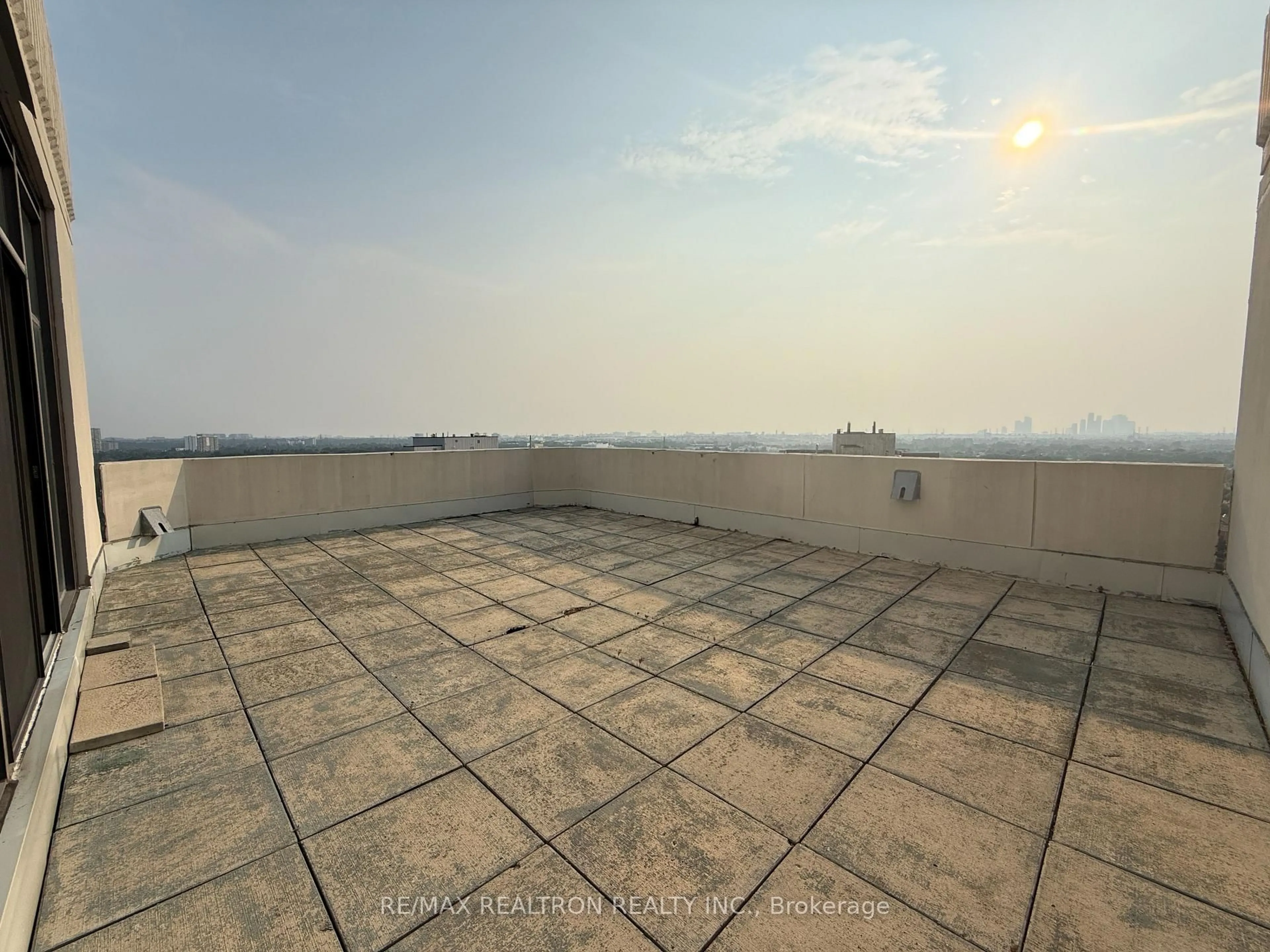 Unknown for 1131 Steeles Ave #PH104, Toronto Ontario M2R 3W8