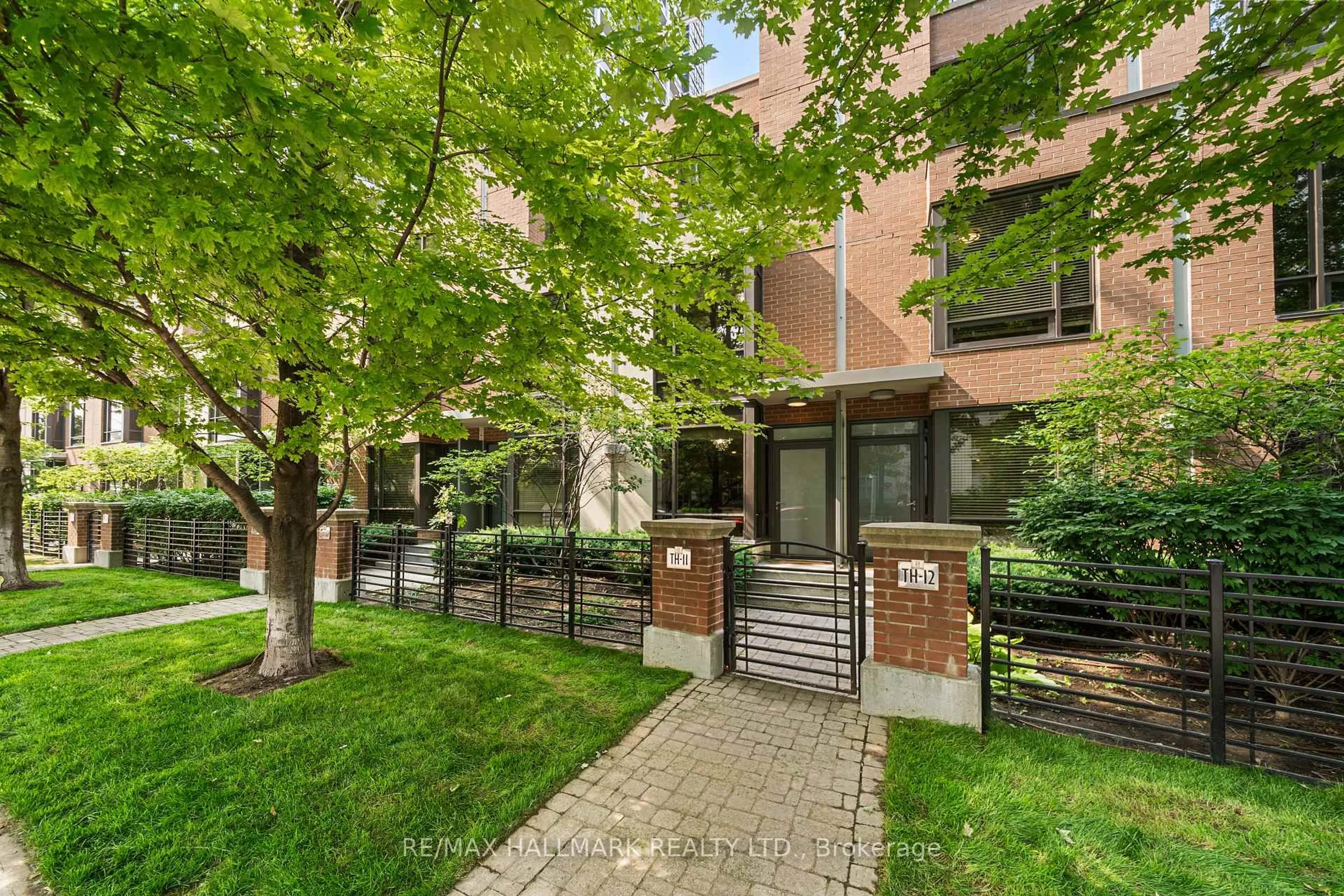 Unknown for 23 Sheppard Ave #TH11, Toronto Ontario M2N 0C8