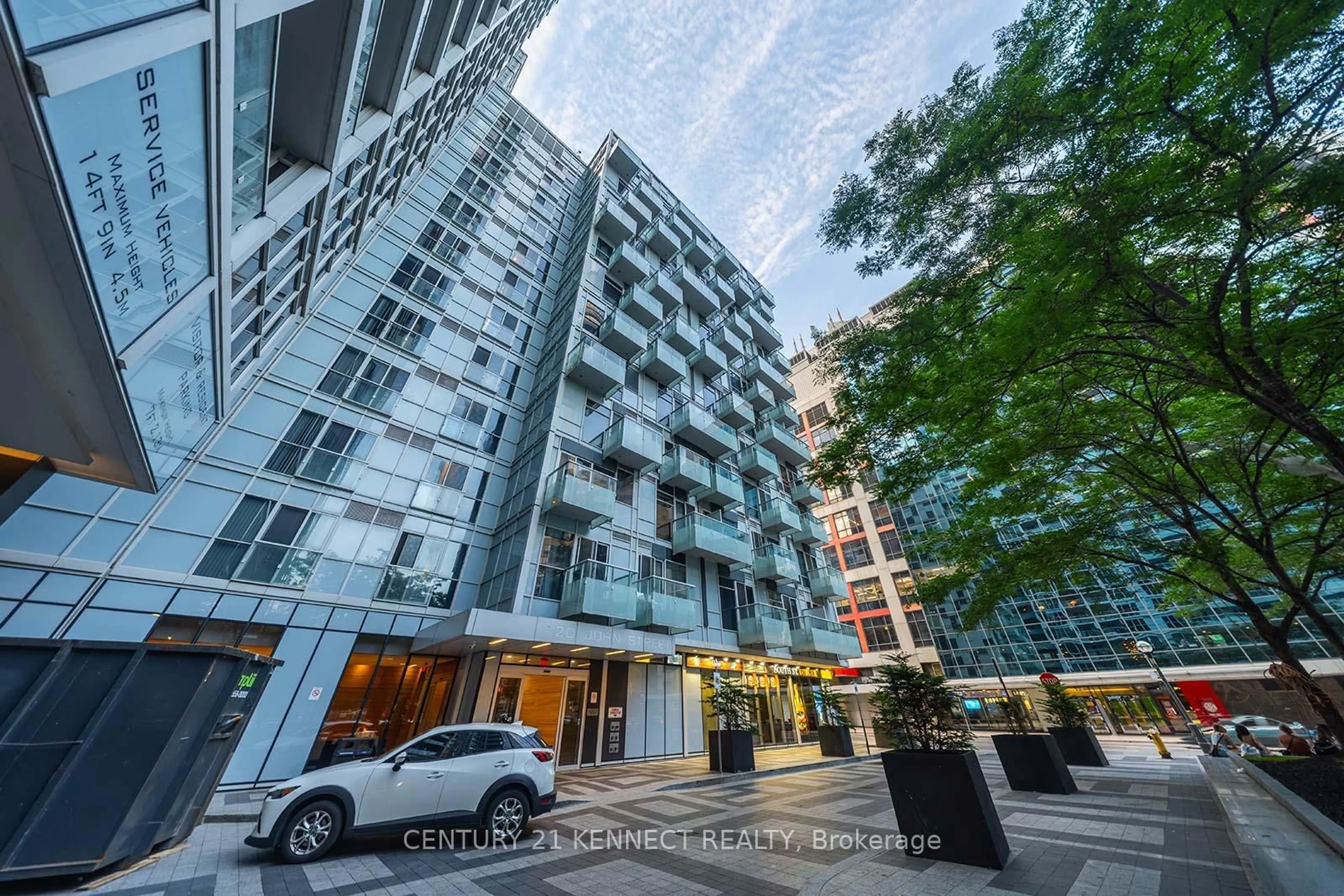 Indoor foyer for 20 John St #617, Toronto Ontario M5V 0G5