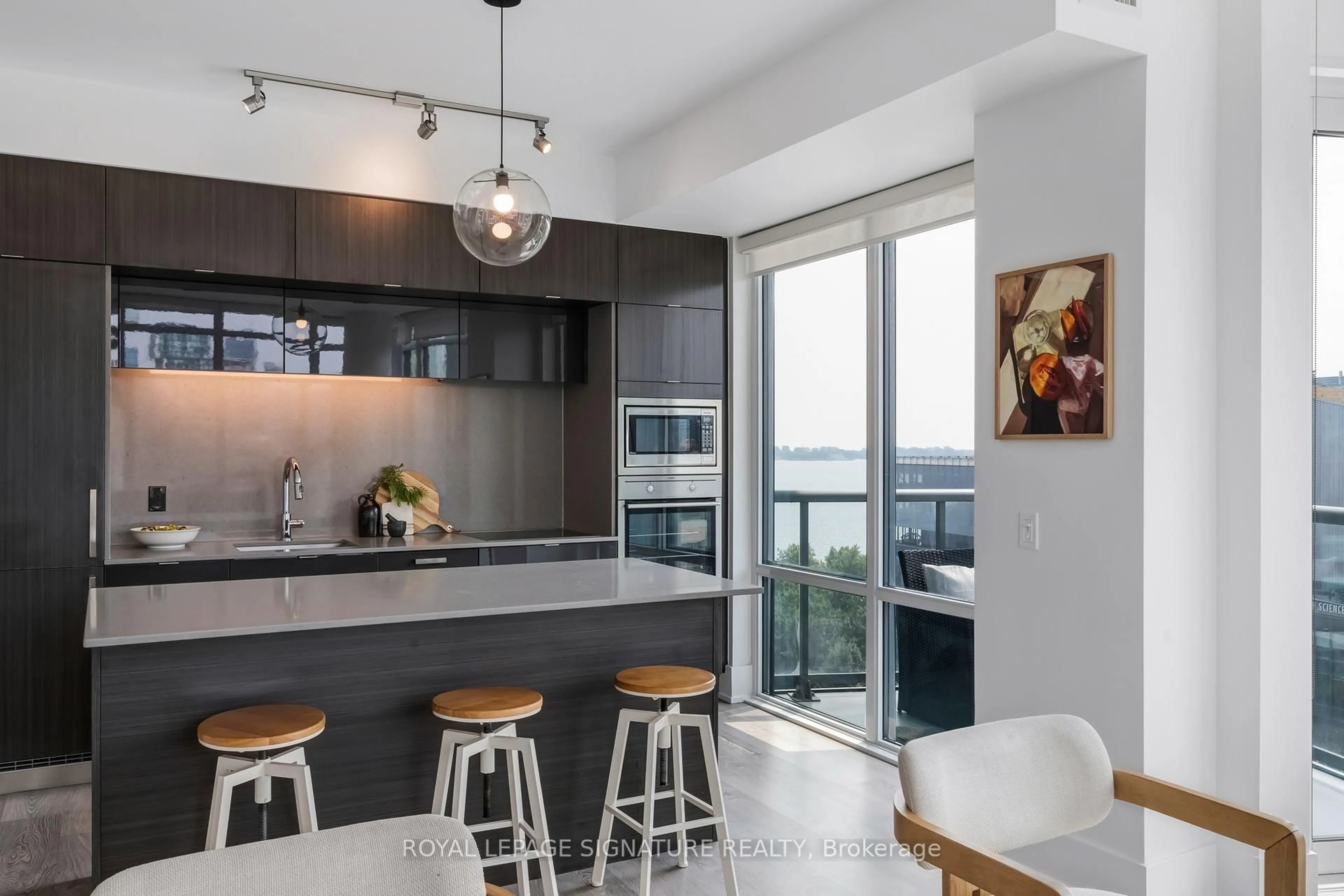Open concept kitchen, unknown for 15 Merchants' Wharf #942, Toronto Ontario M5A 0N8