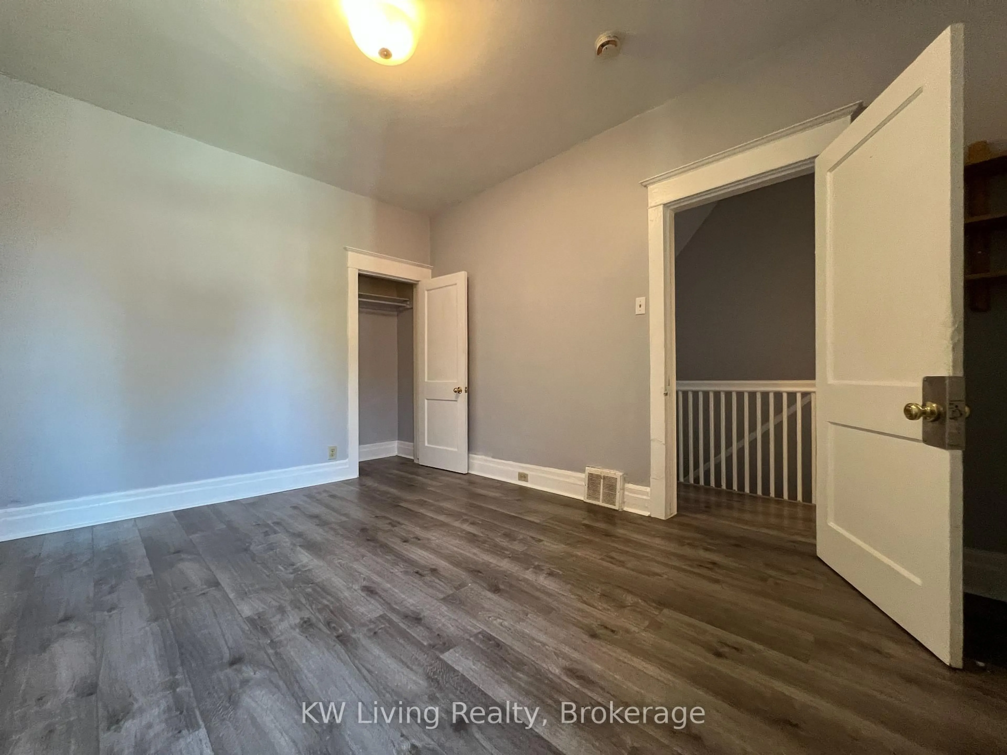 A pic of a room for 36 Nassau St, Toronto Ontario M5T 1M2