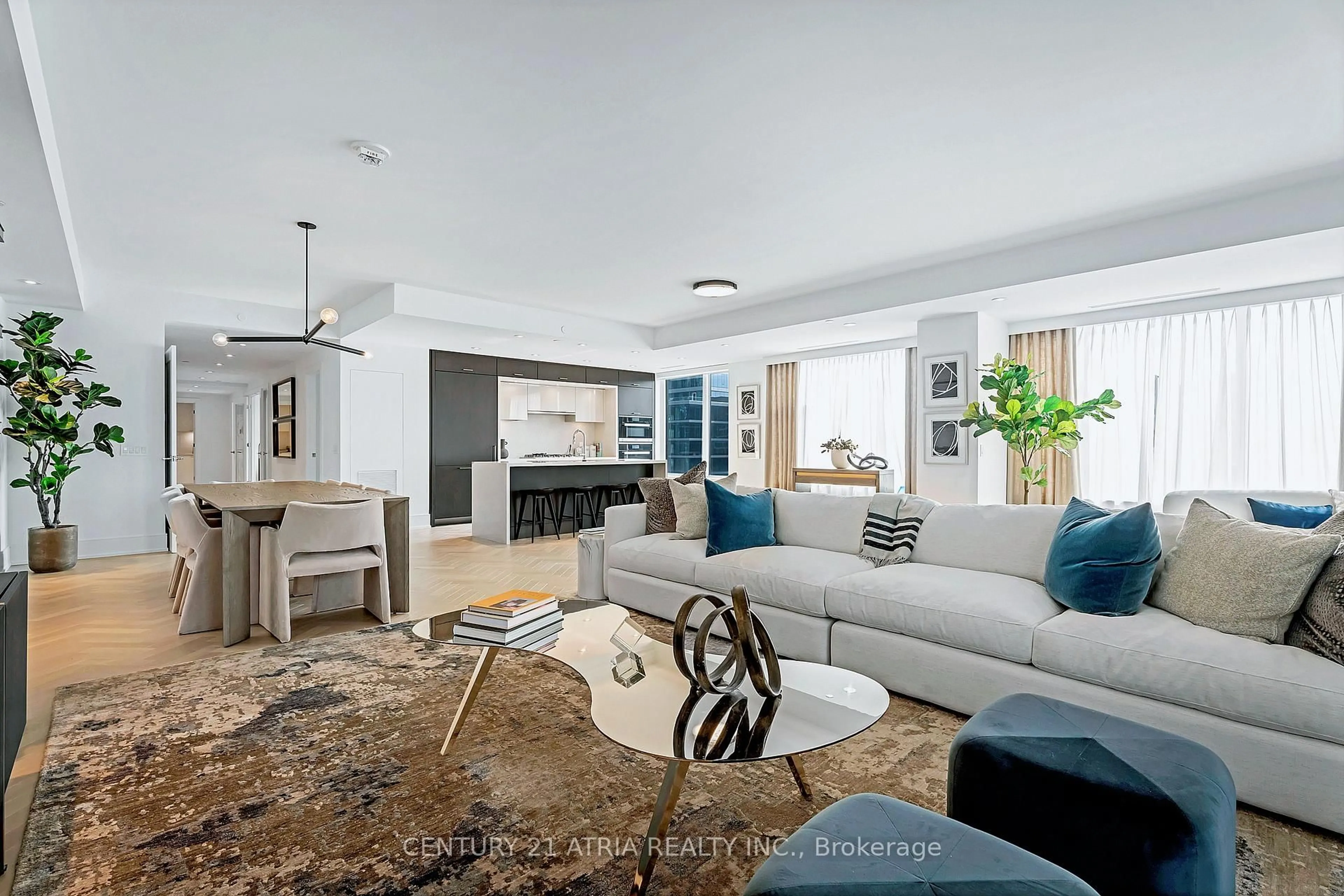 Living room with furniture, unknown for 455 Wellington St #810, Toronto Ontario M5J 2R2