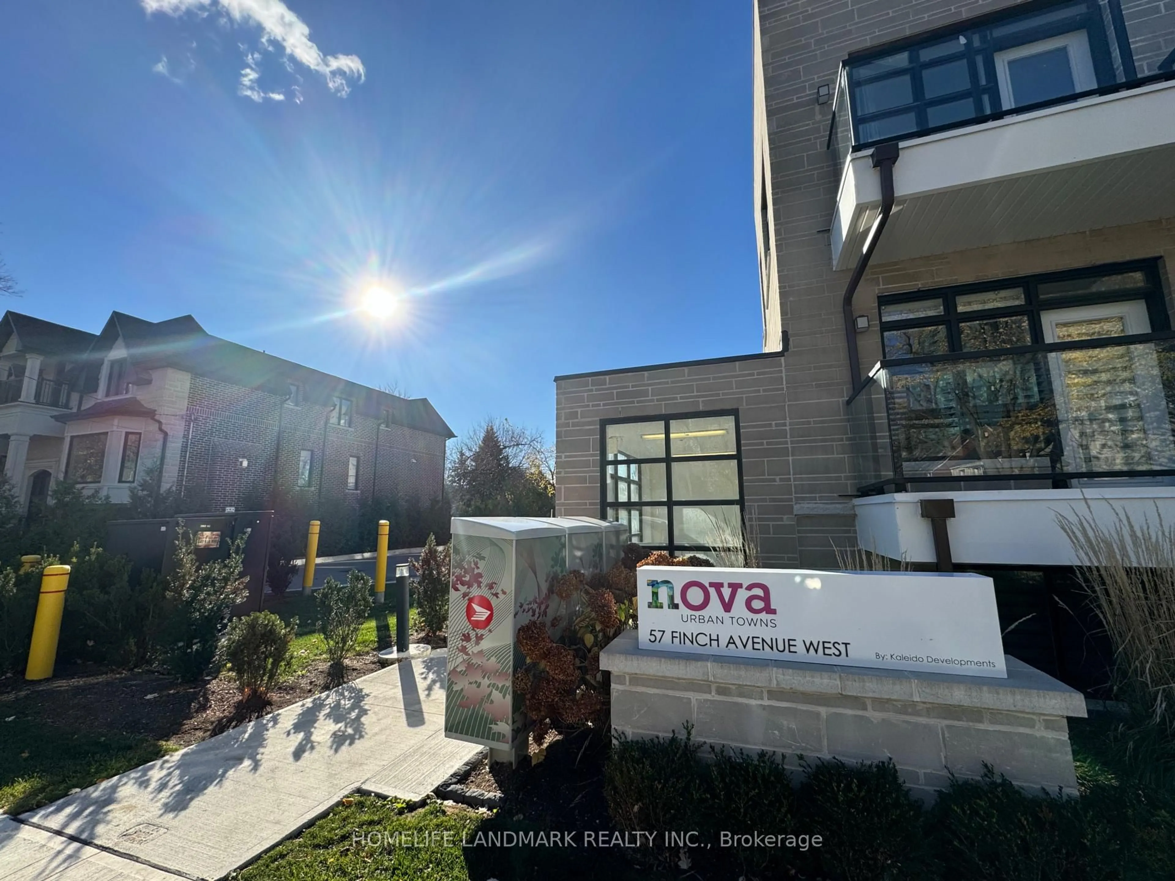 A pic from outside/outdoor area/front of a property/back of a property/a pic from drone, mountain view for 57 Finch Ave #30, Toronto Ontario M2N 0K9