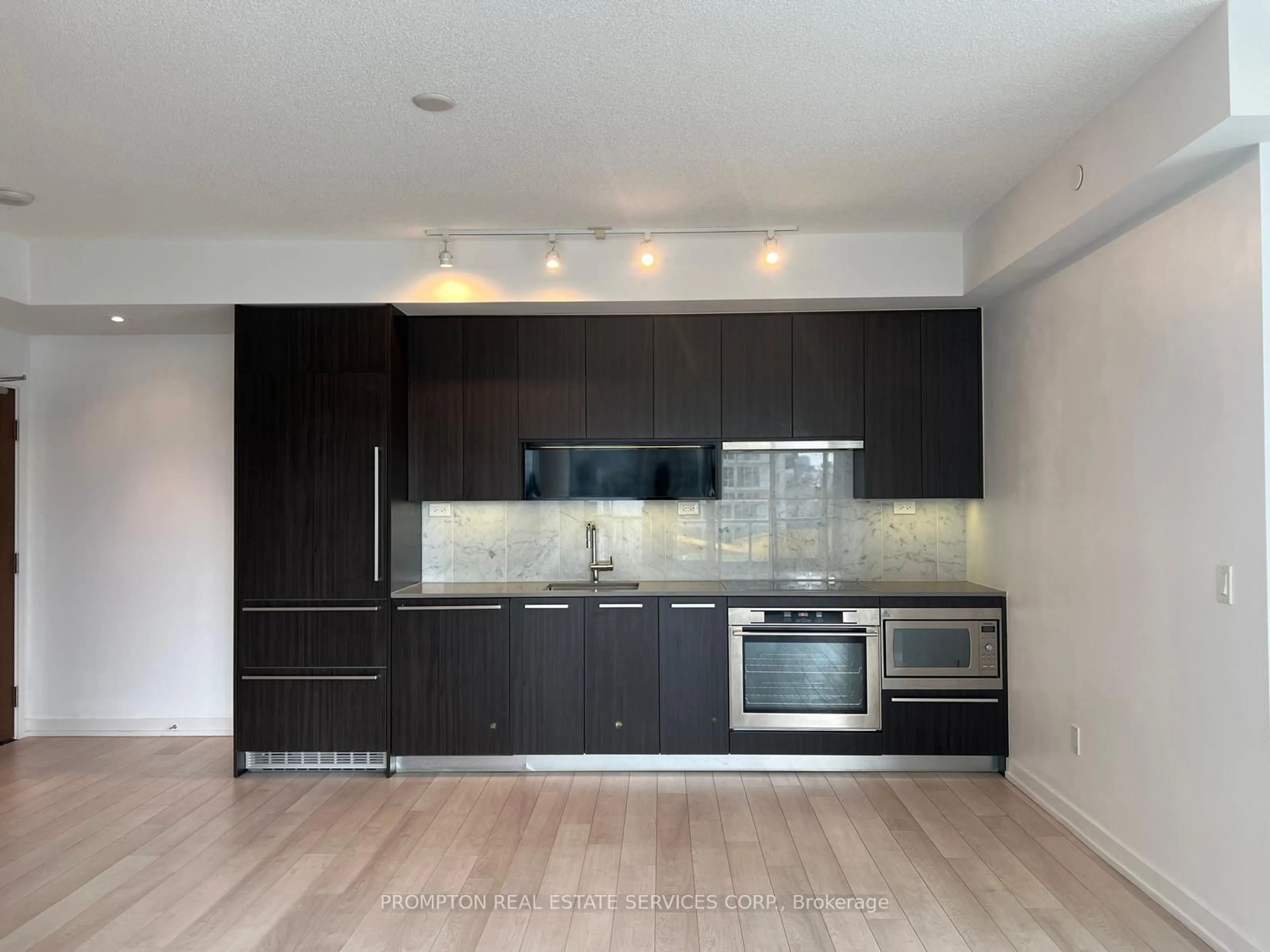 Unknown for 115 Mcmahon Dr #511, Toronto Ontario M2K 0E3