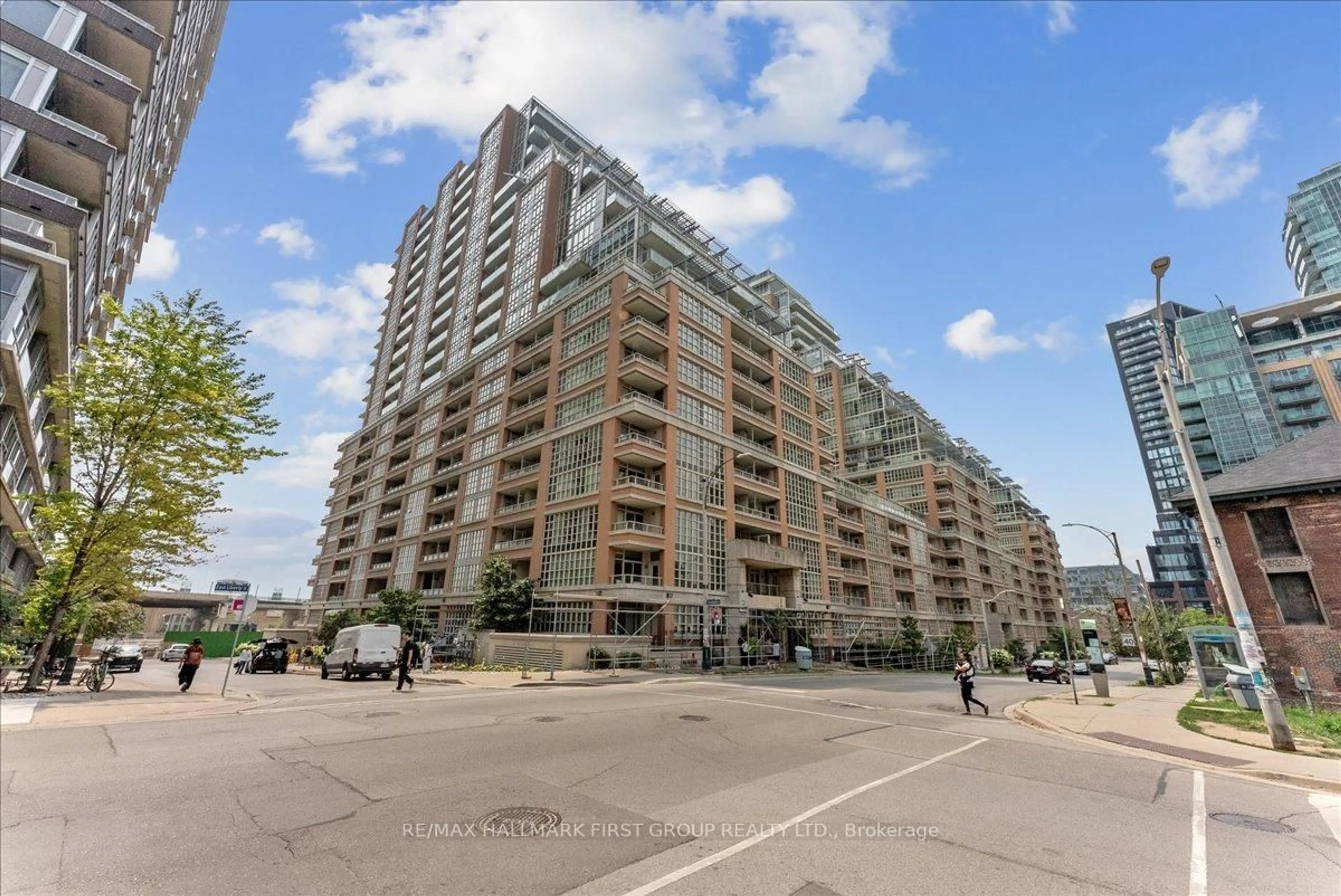 Patio, street for 65 East Liberty St #1018, Toronto Ontario M6K 3R2
