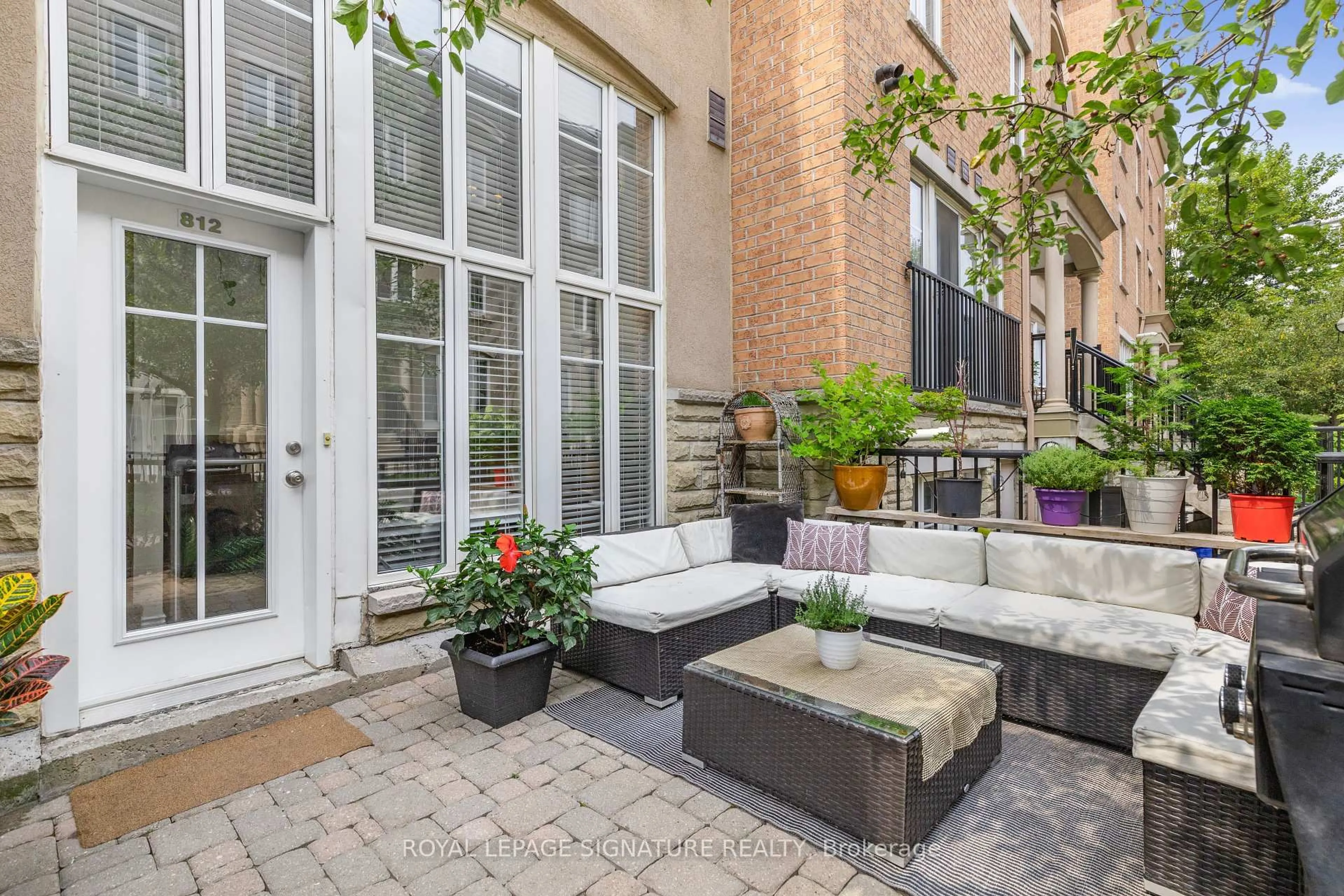Patio, street for 46 Western Battery Rd #812, Toronto Ontario M6K 3P1