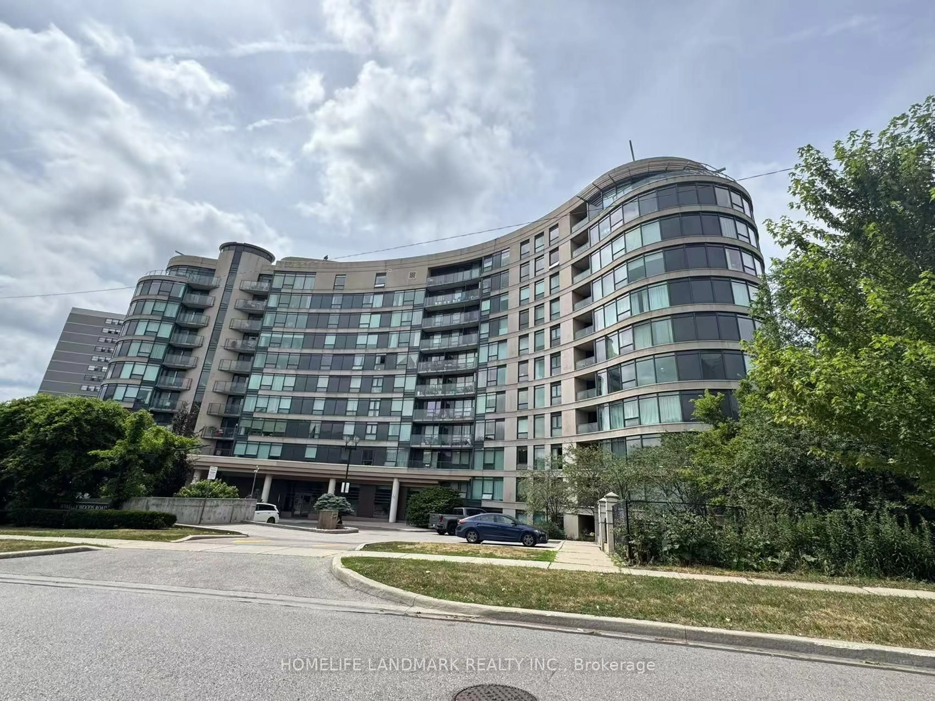 Unknown for 18 Valley Woods Rd #1002, Toronto Ontario M3A 0A1