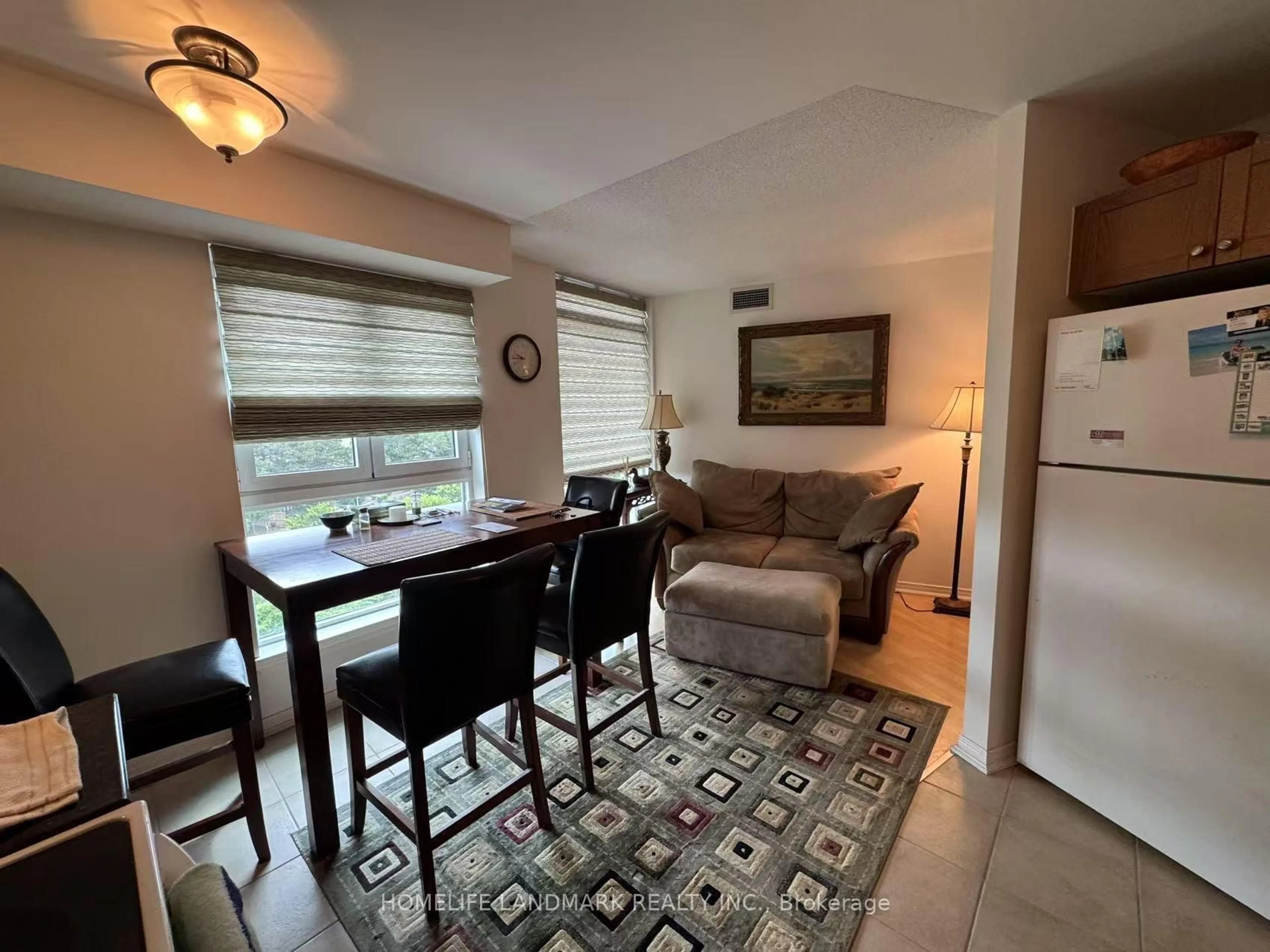 Unknown for 18 Valley Woods Rd #1002, Toronto Ontario M3A 0A1