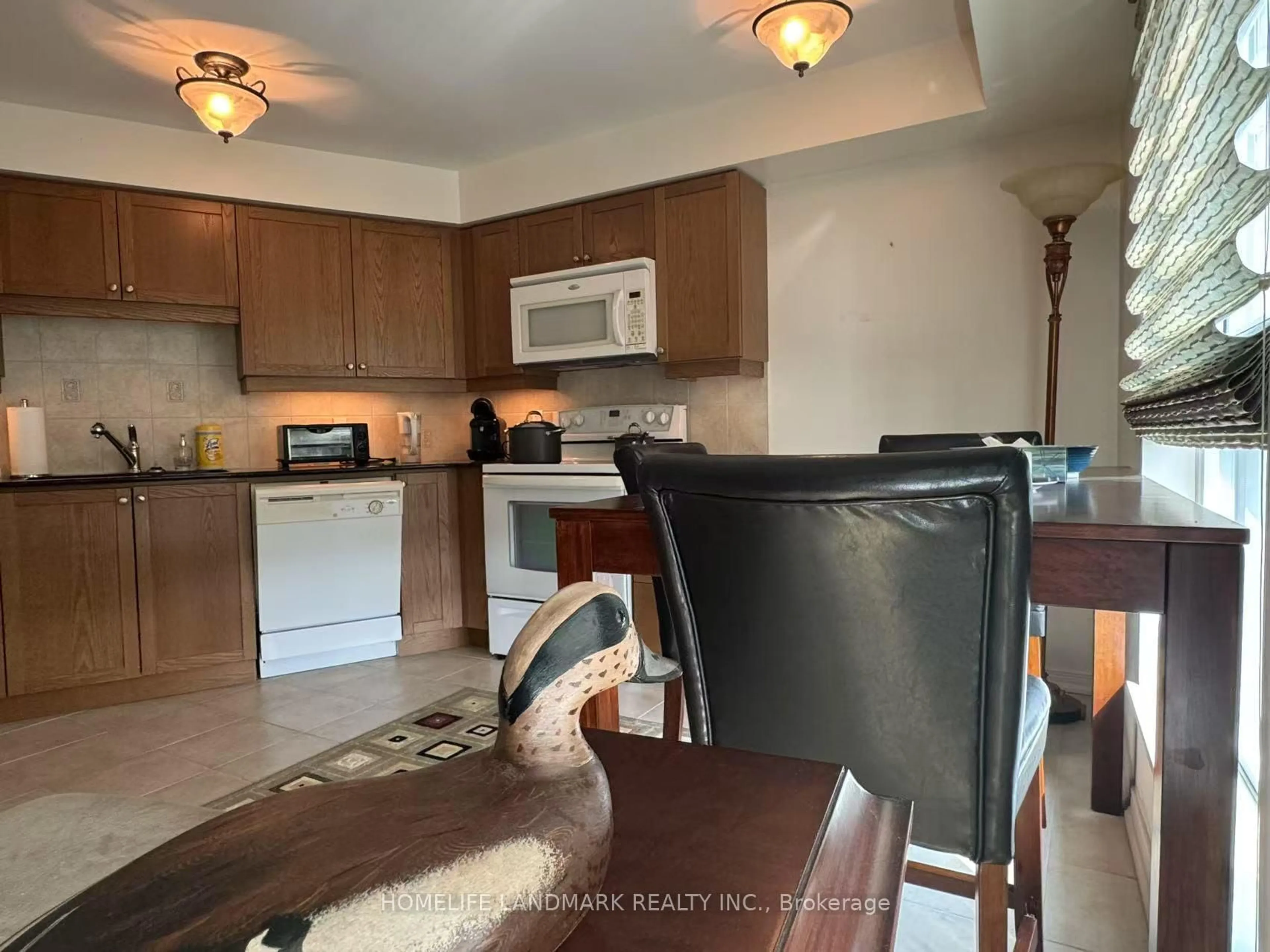 Standard kitchen, unknown for 18 Valley Woods Rd #1002, Toronto Ontario M3A 0A1