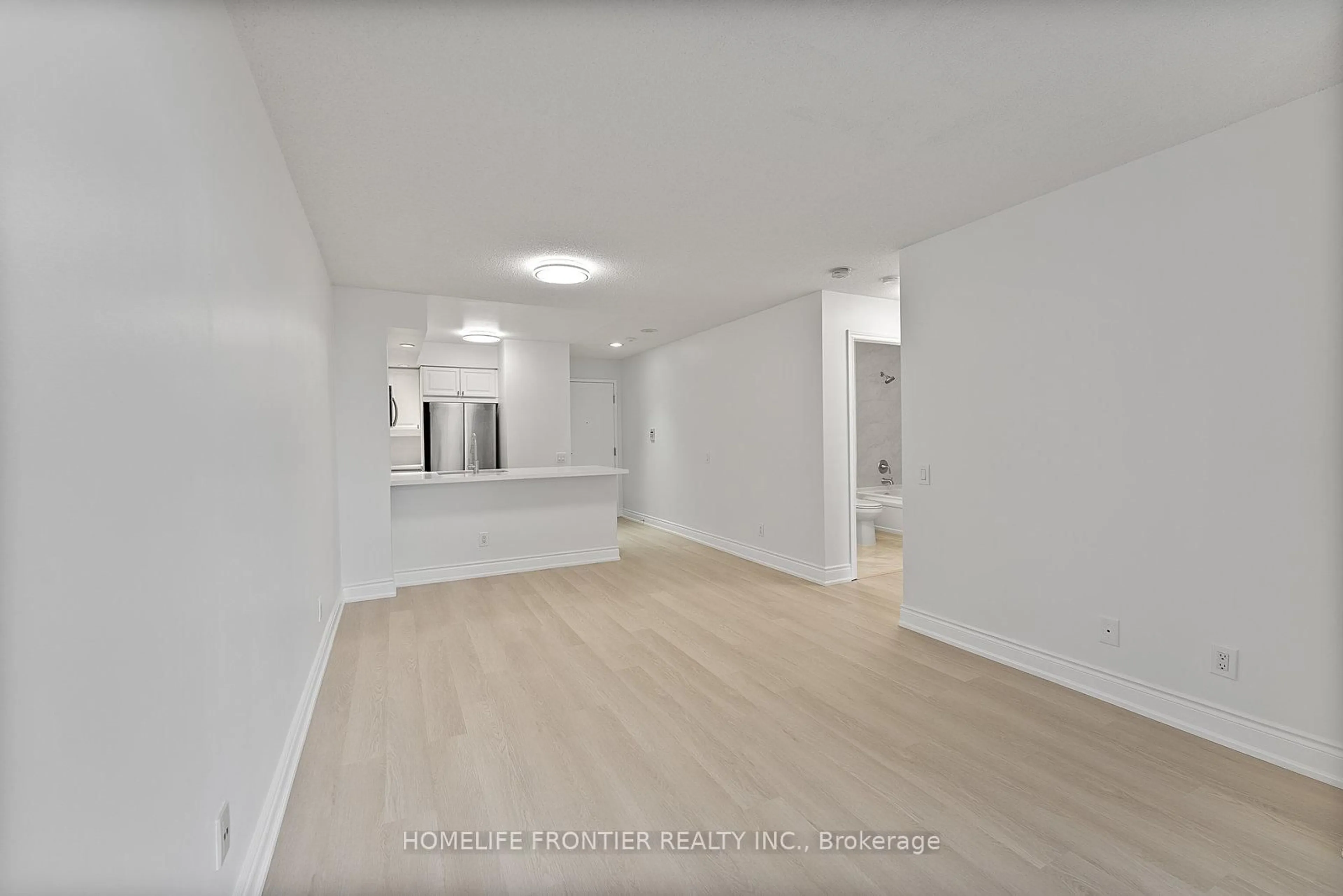 A pic of a room for 5 Northtown Way #311, Toronto Ontario M2N 7A1
