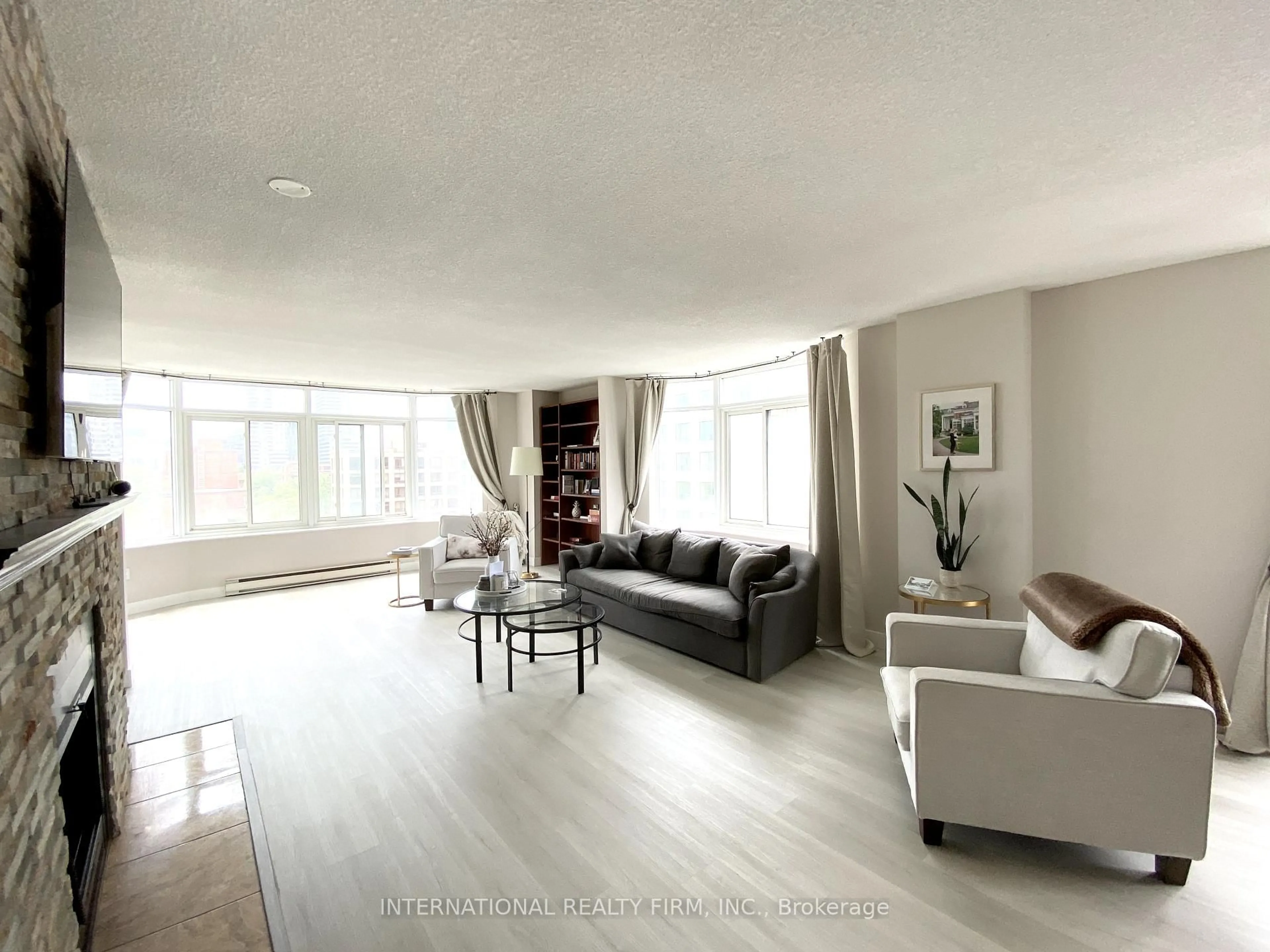 Living room with furniture, unknown for 135 George St #605, Toronto Ontario M5A 4E8