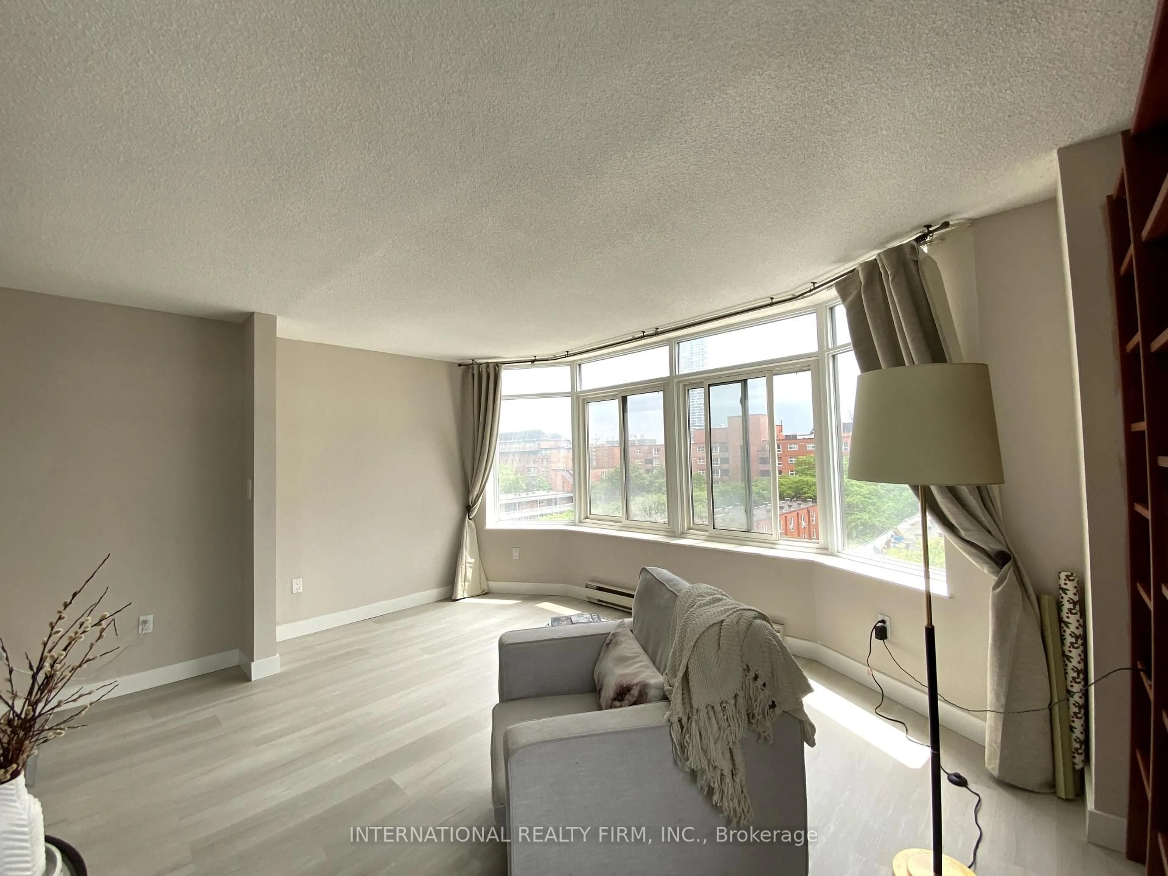 A pic of a room for 135 George St #605, Toronto Ontario M5A 4E8