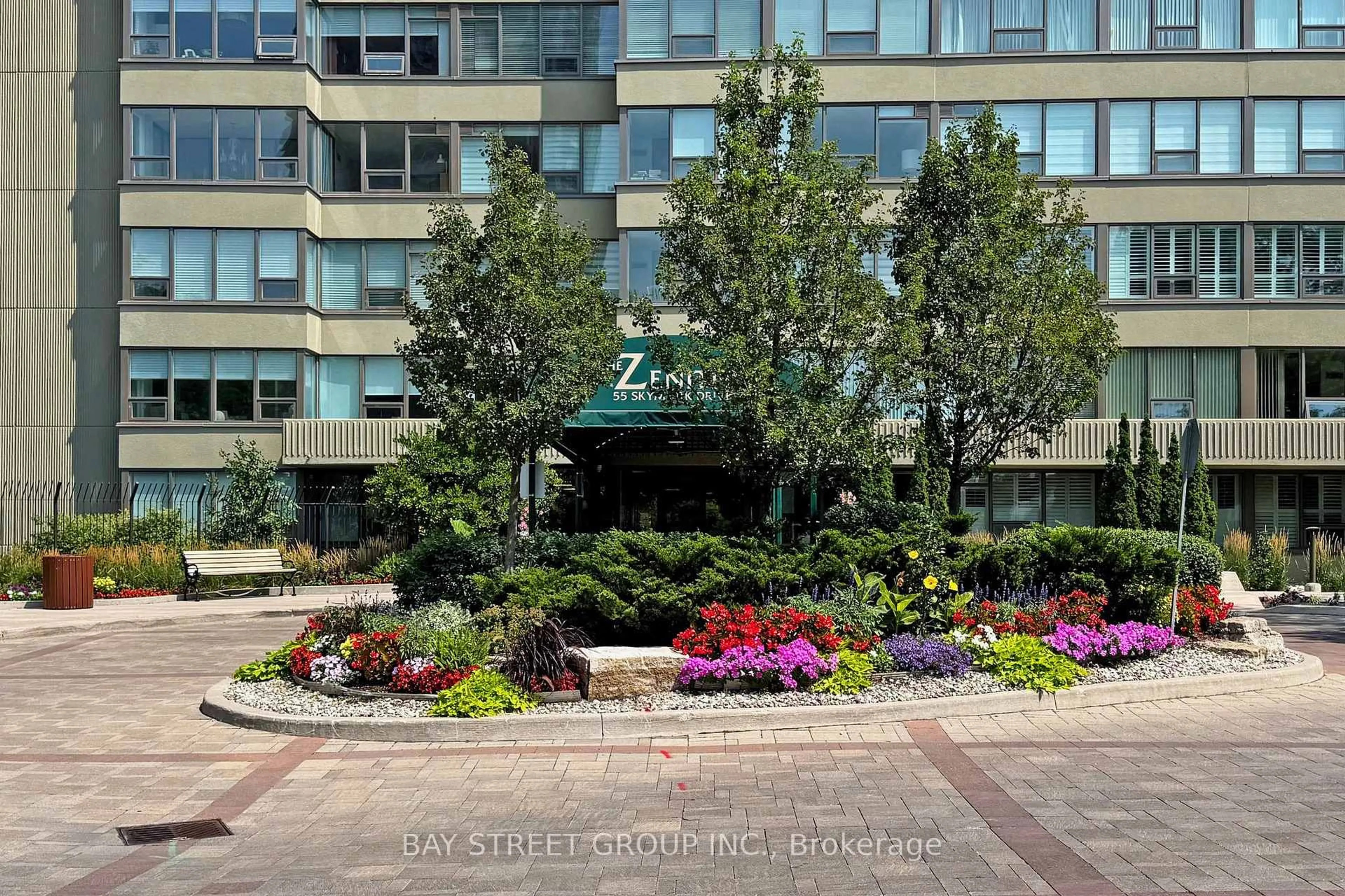 Patio, unknown for 55 Skymark Dr #605, Toronto Ontario M2H 3N4