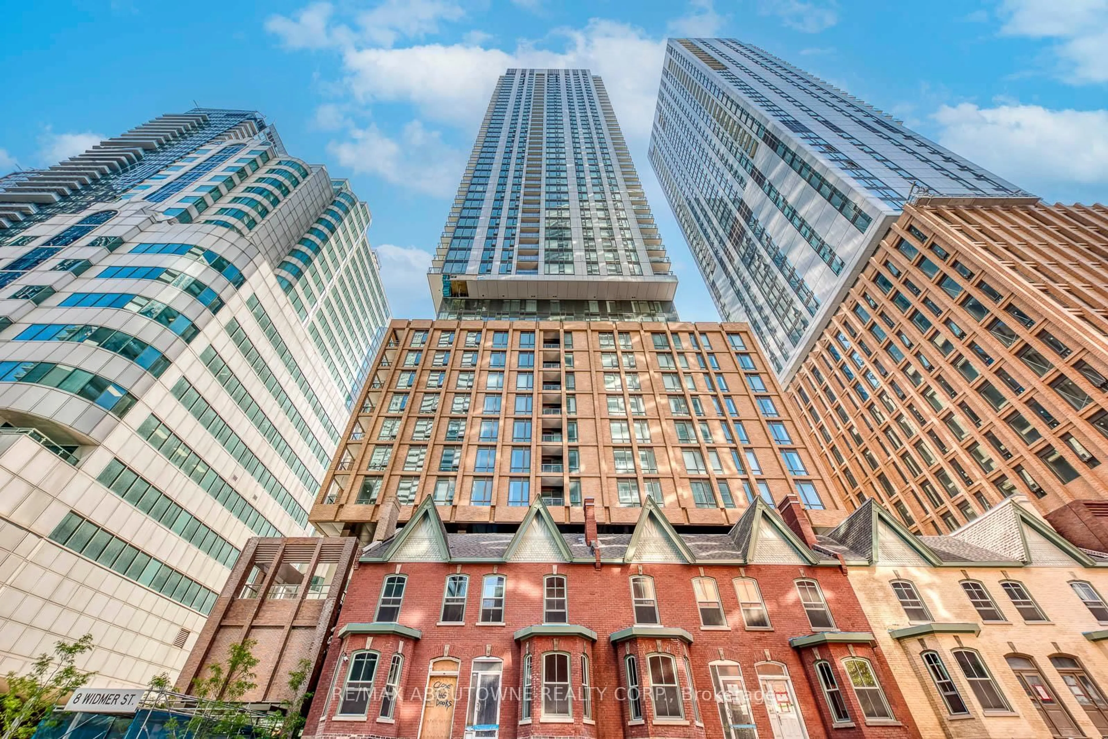 Unknown for 8 Widmer St #3407, Toronto Ontario M5V 0W6