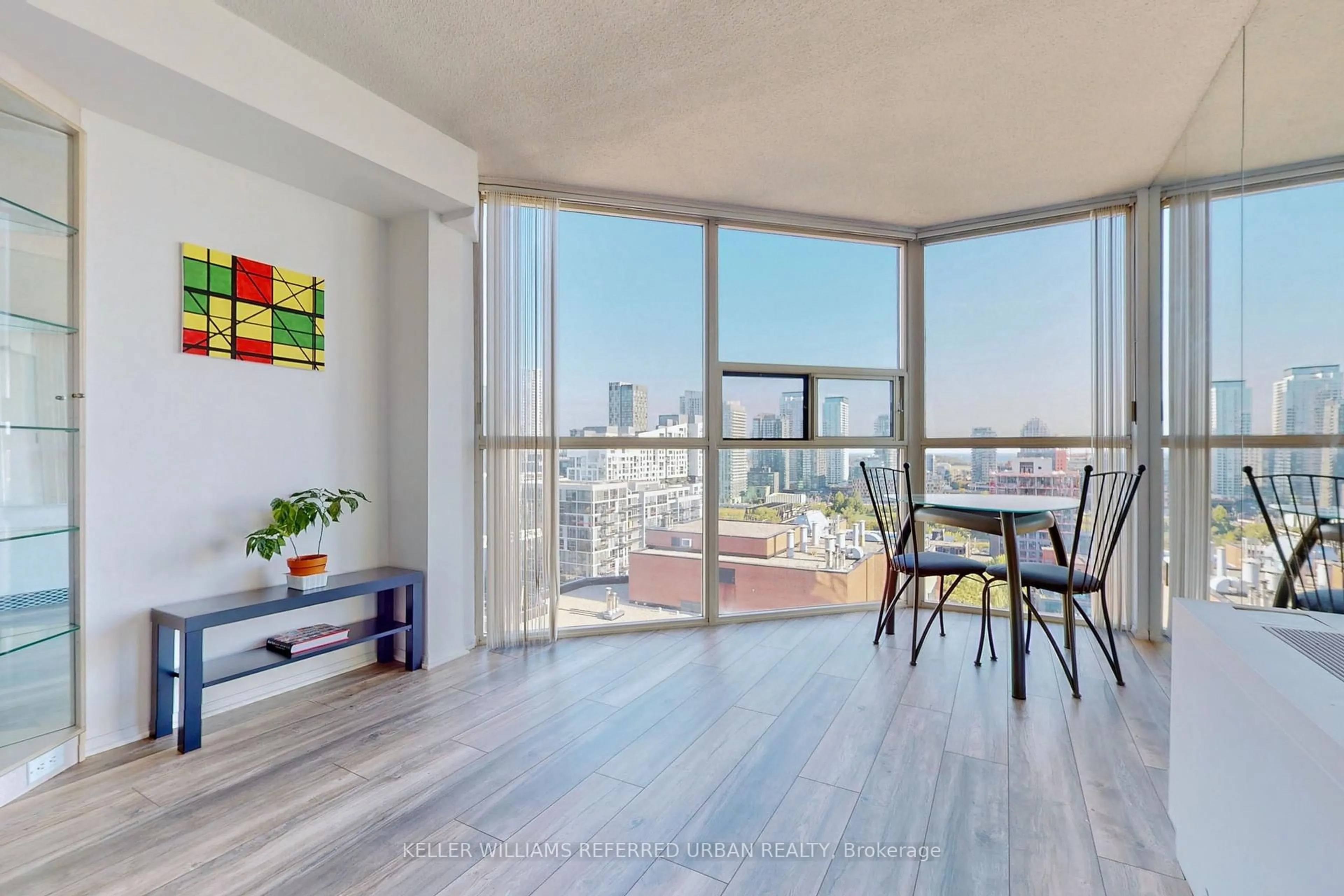 Unknown for 705 King St #1909, Toronto Ontario M5V 2W8