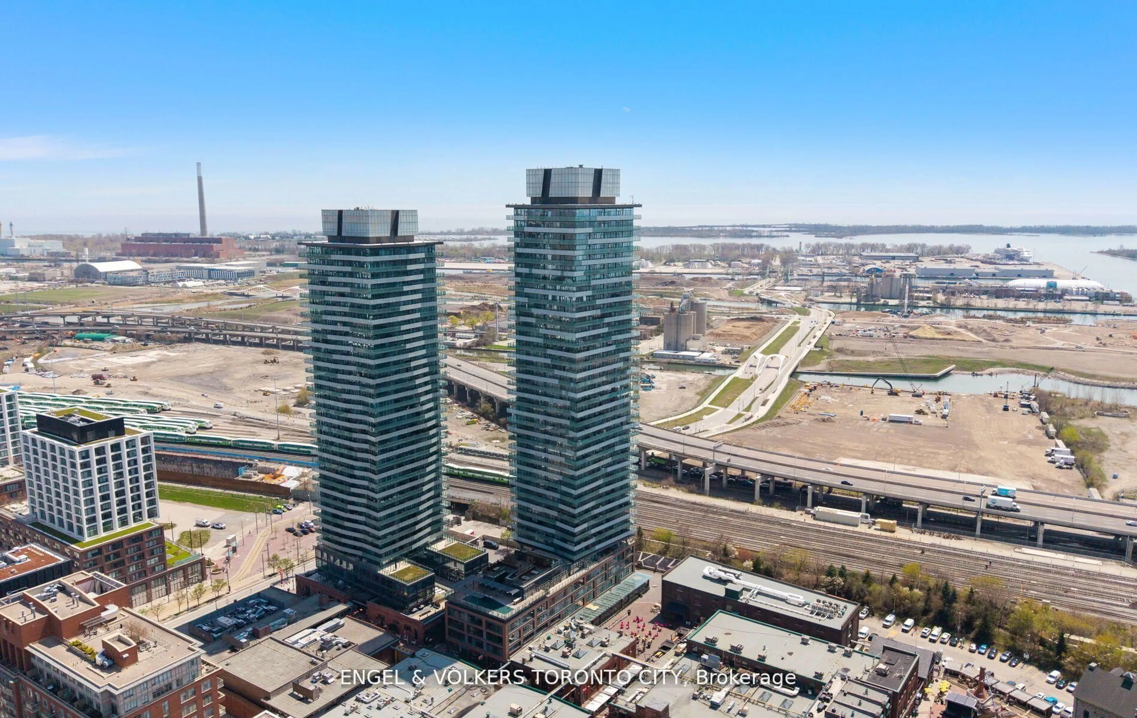 A pic from outside/outdoor area/front of a property/back of a property/a pic from drone, city buildings view from balcony for 70 Distillery Lane #2105, Toronto Ontario M5A 0E3