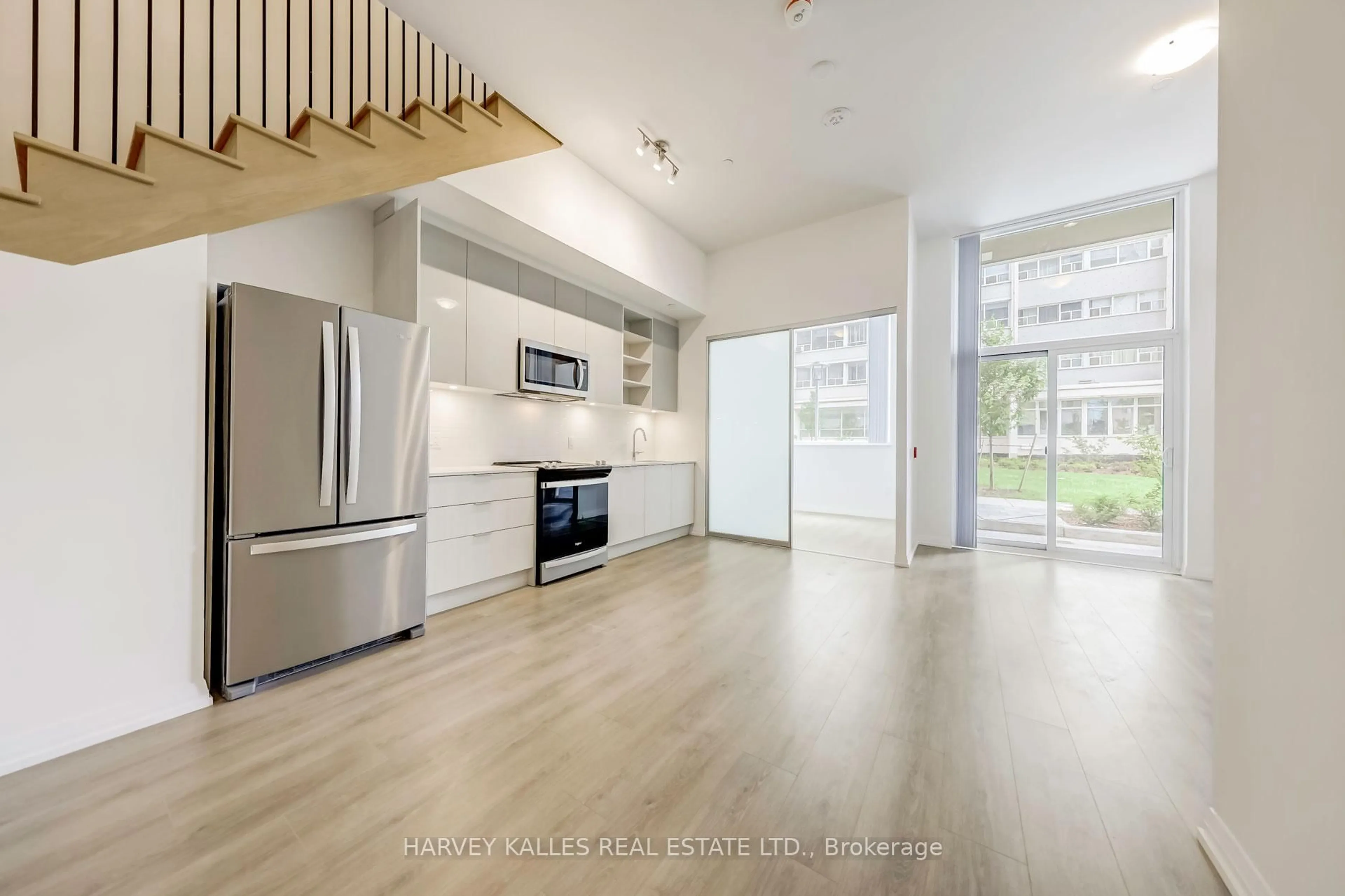 Open concept kitchen, unknown for 25 Holly St #TH106, Toronto Ontario M4S 0E3
