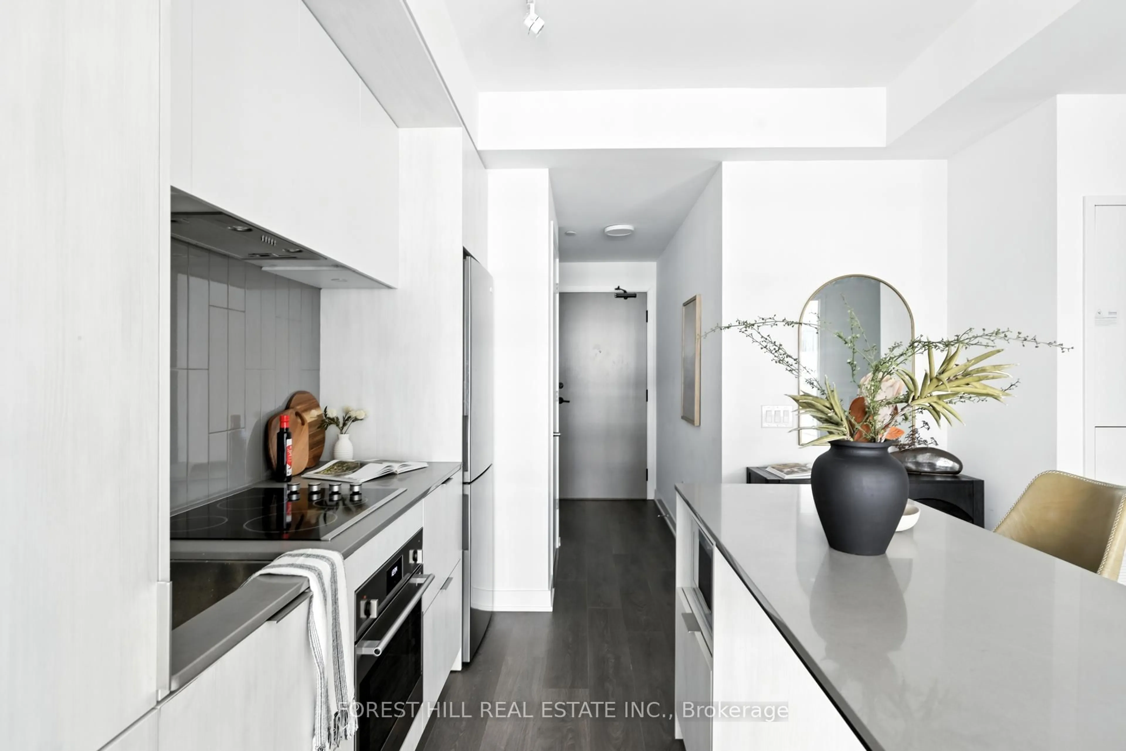 Unknown for 35 Tubman Ave #718, Toronto Ontario M5A 0T1