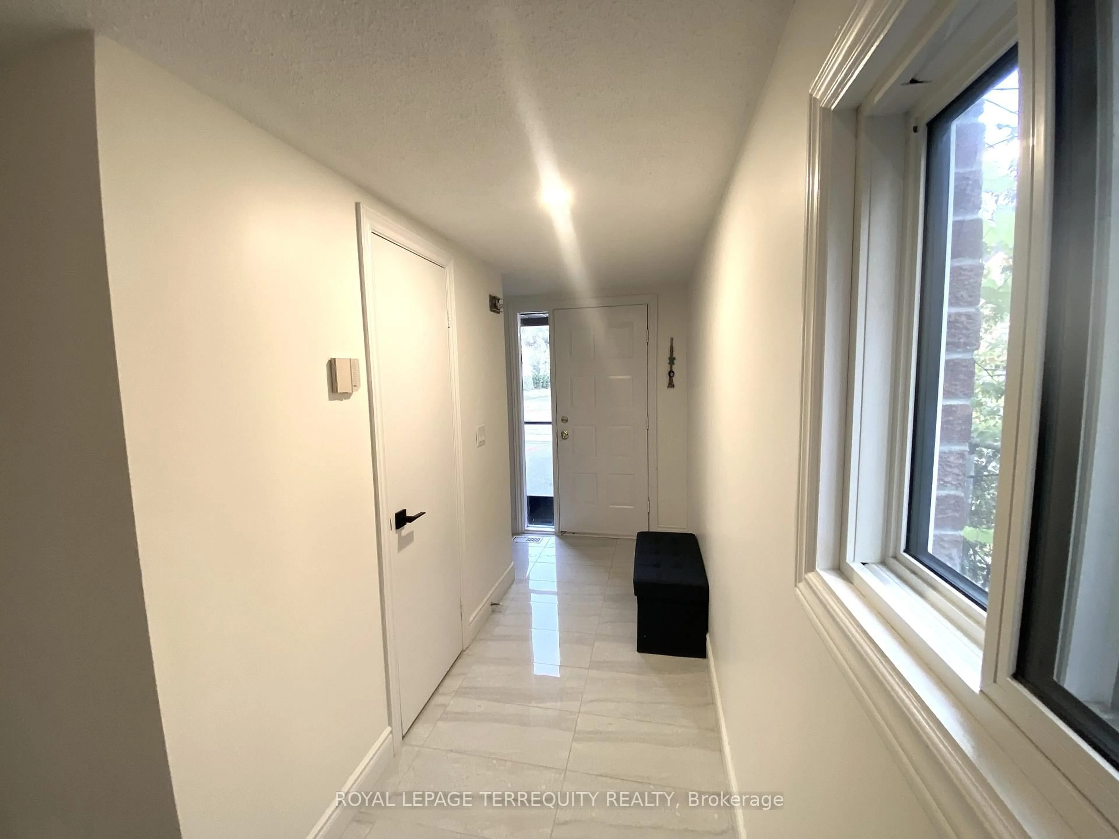 A pic of a room for 28 Festival Dr, Toronto Ontario M2R 3V1