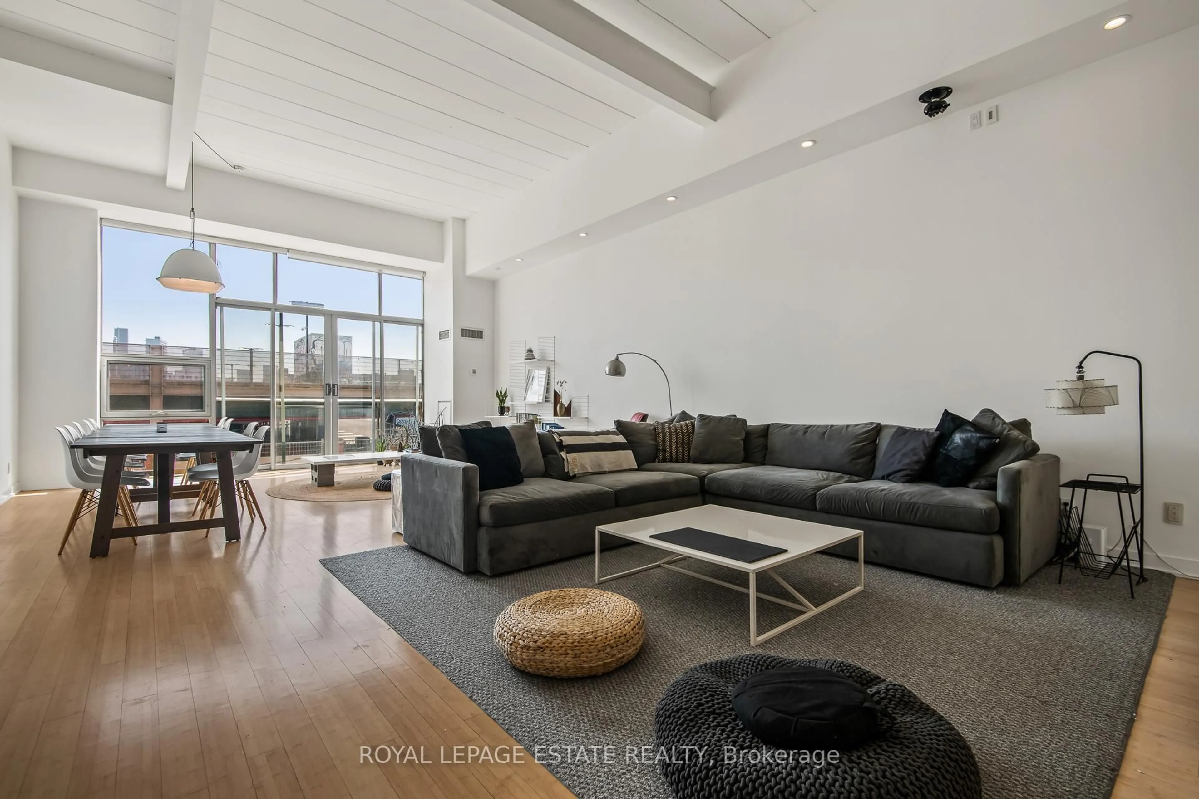 Living room with furniture, unknown for 160 Baldwin St #301, Toronto Ontario M5T 3K7