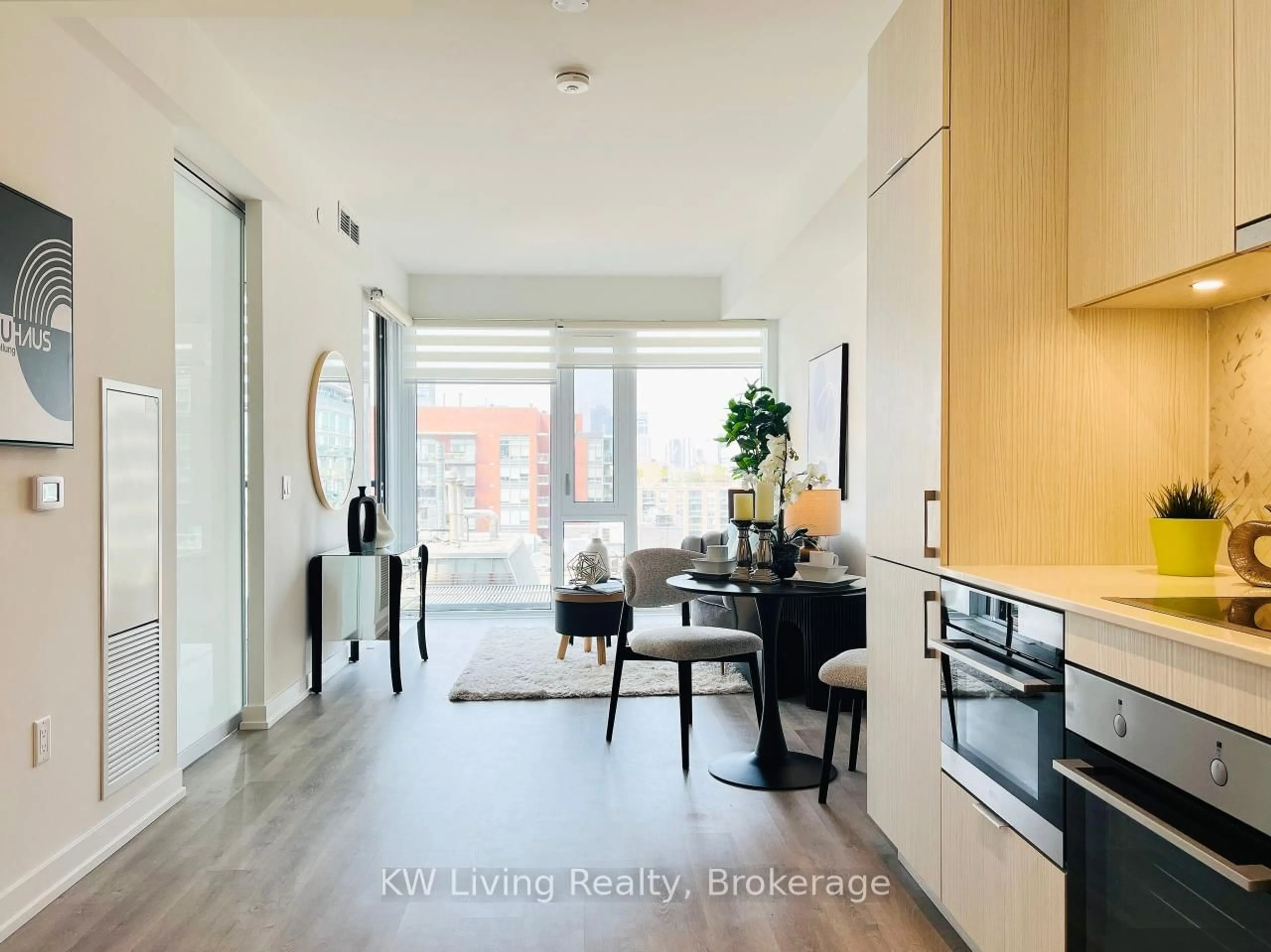 Unknown for 158 Front St #1105, Toronto Ontario M5A 0K9