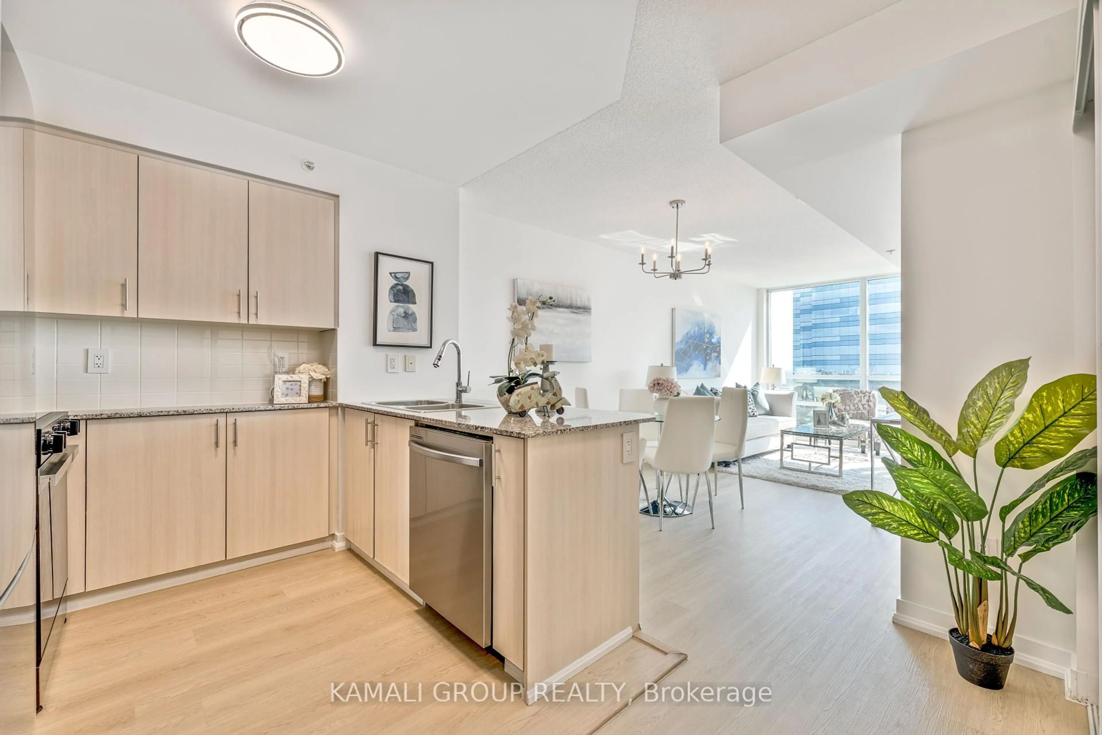 Open concept kitchen, unknown for 5740 Yonge St #1608, Toronto Ontario M2M 0B1