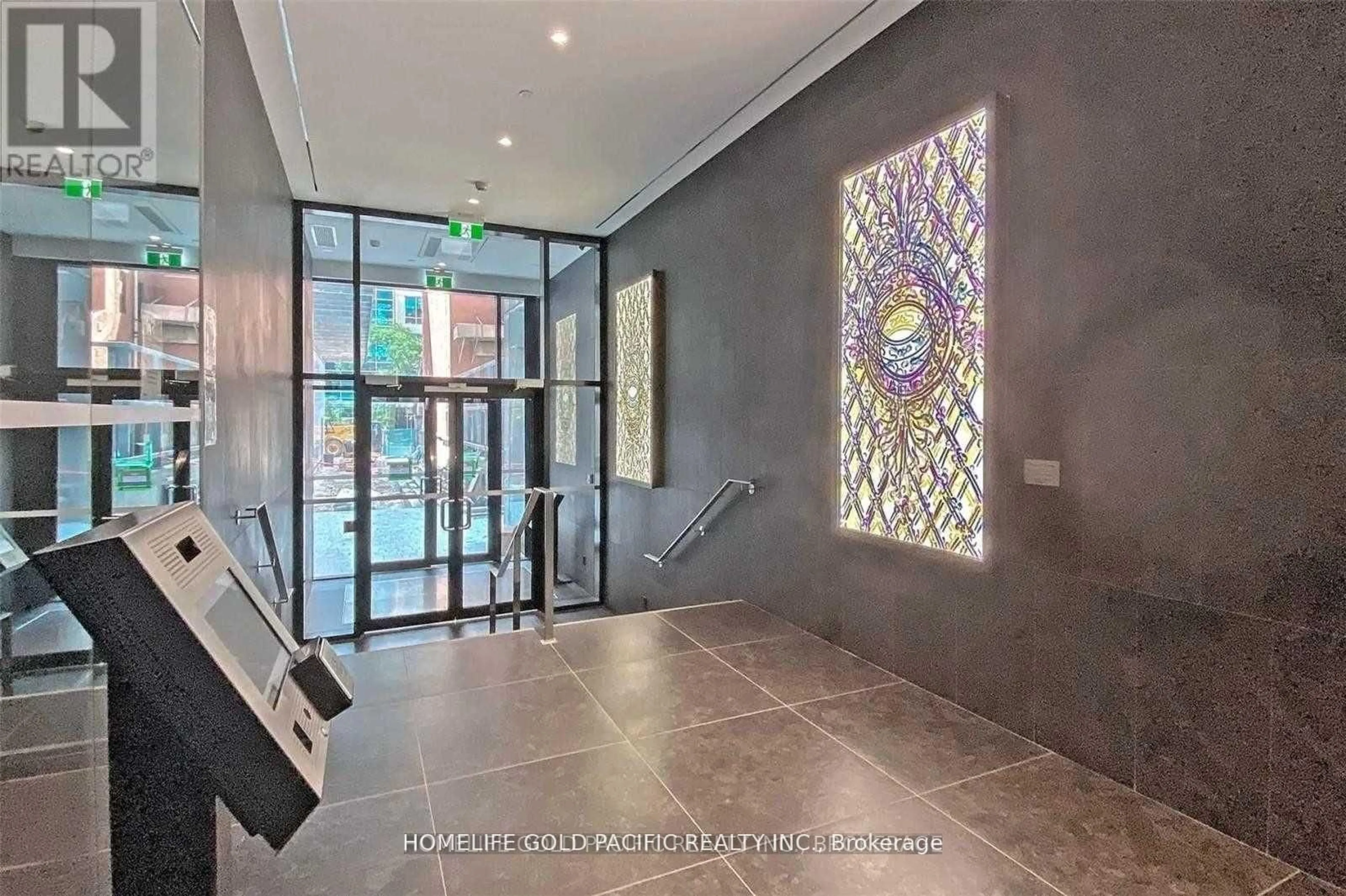 Indoor foyer for 25 Richmond St #1009, Toronto Ontario M5C 0A6