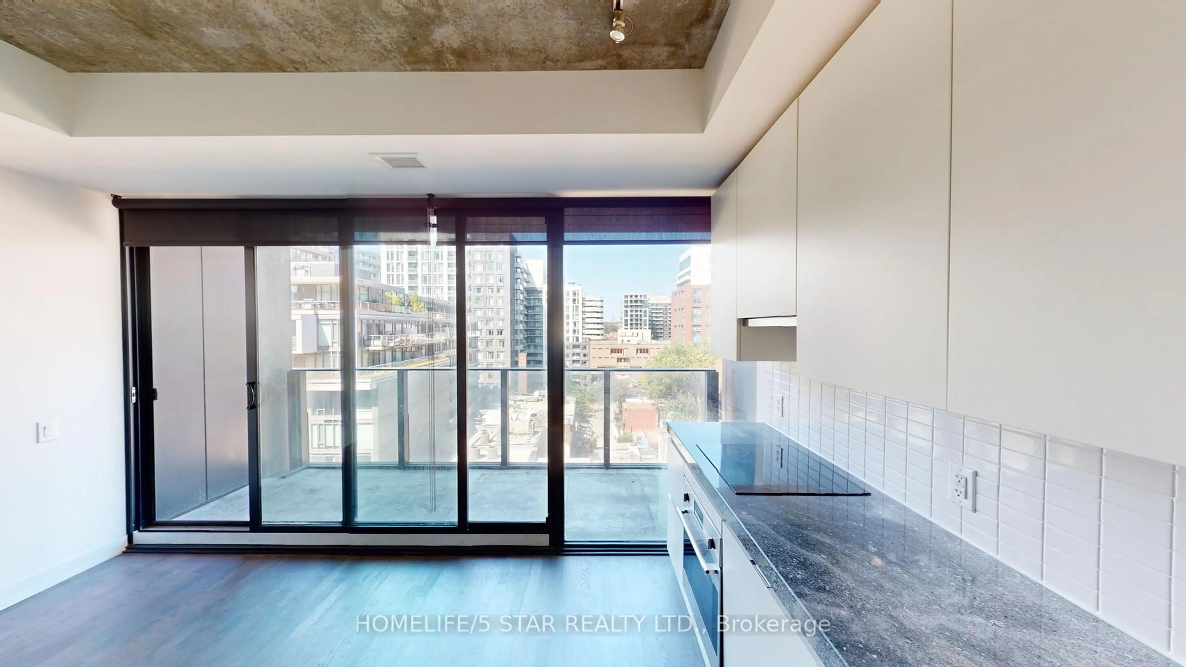 Unknown for 629 KING St #925, Toronto Ontario M5V 0G9