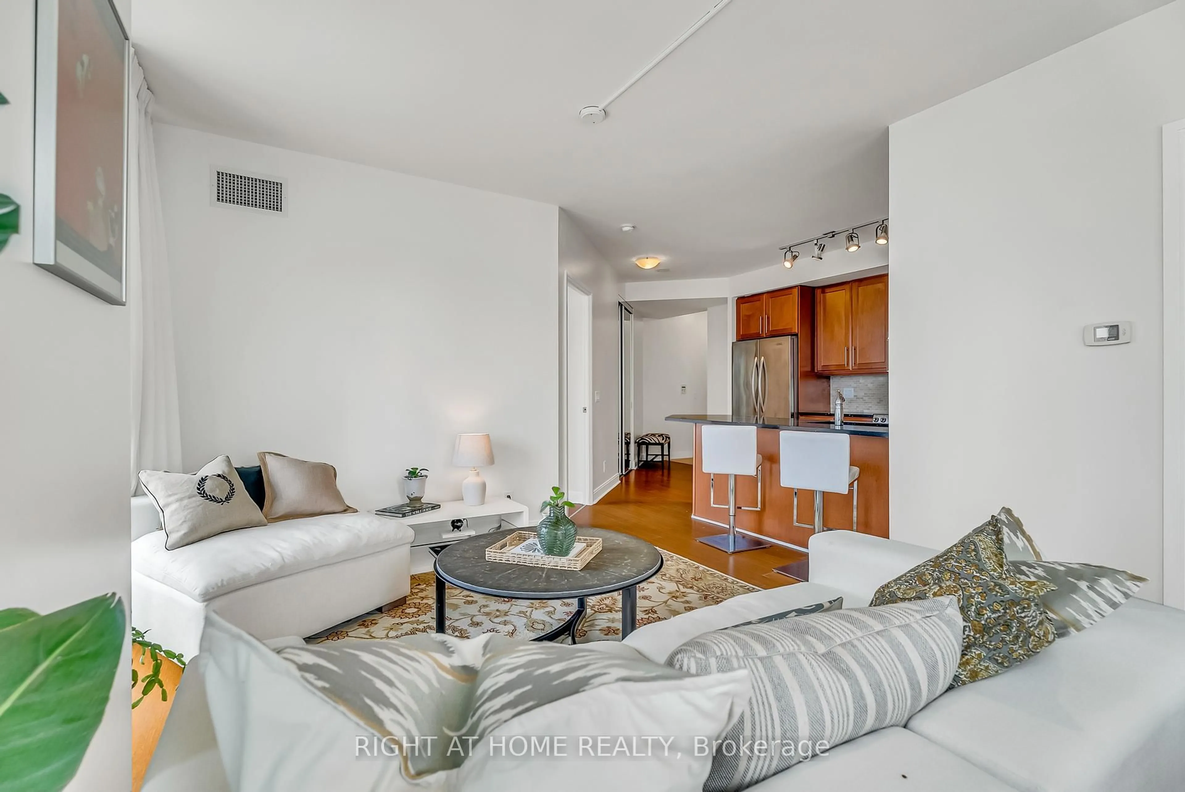Living room with furniture, unknown for 825 Church St #2109, Toronto Ontario M4W 3Z4
