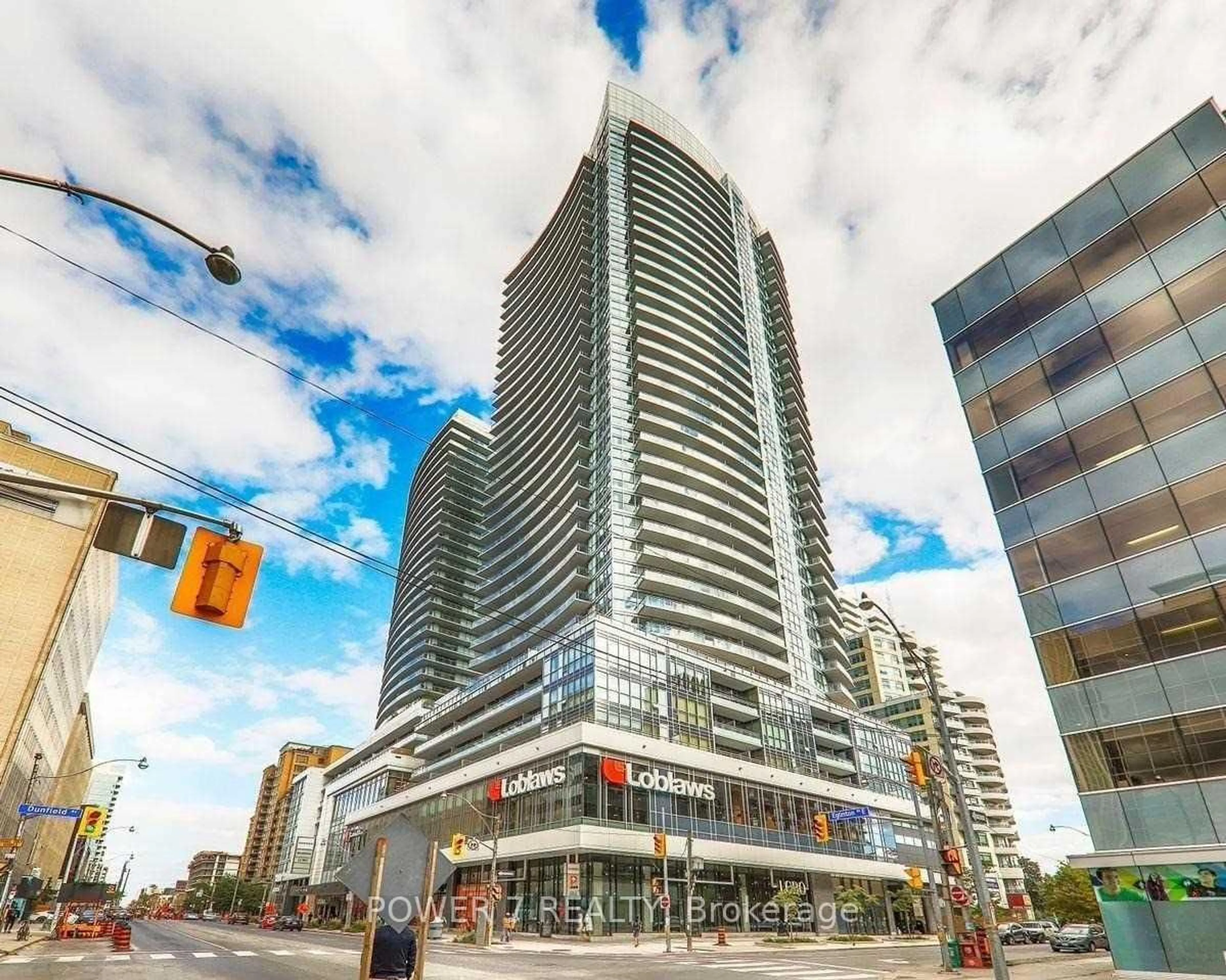 Unknown for 98 Lillian St #1620, Toronto Ontario M4S 0A5