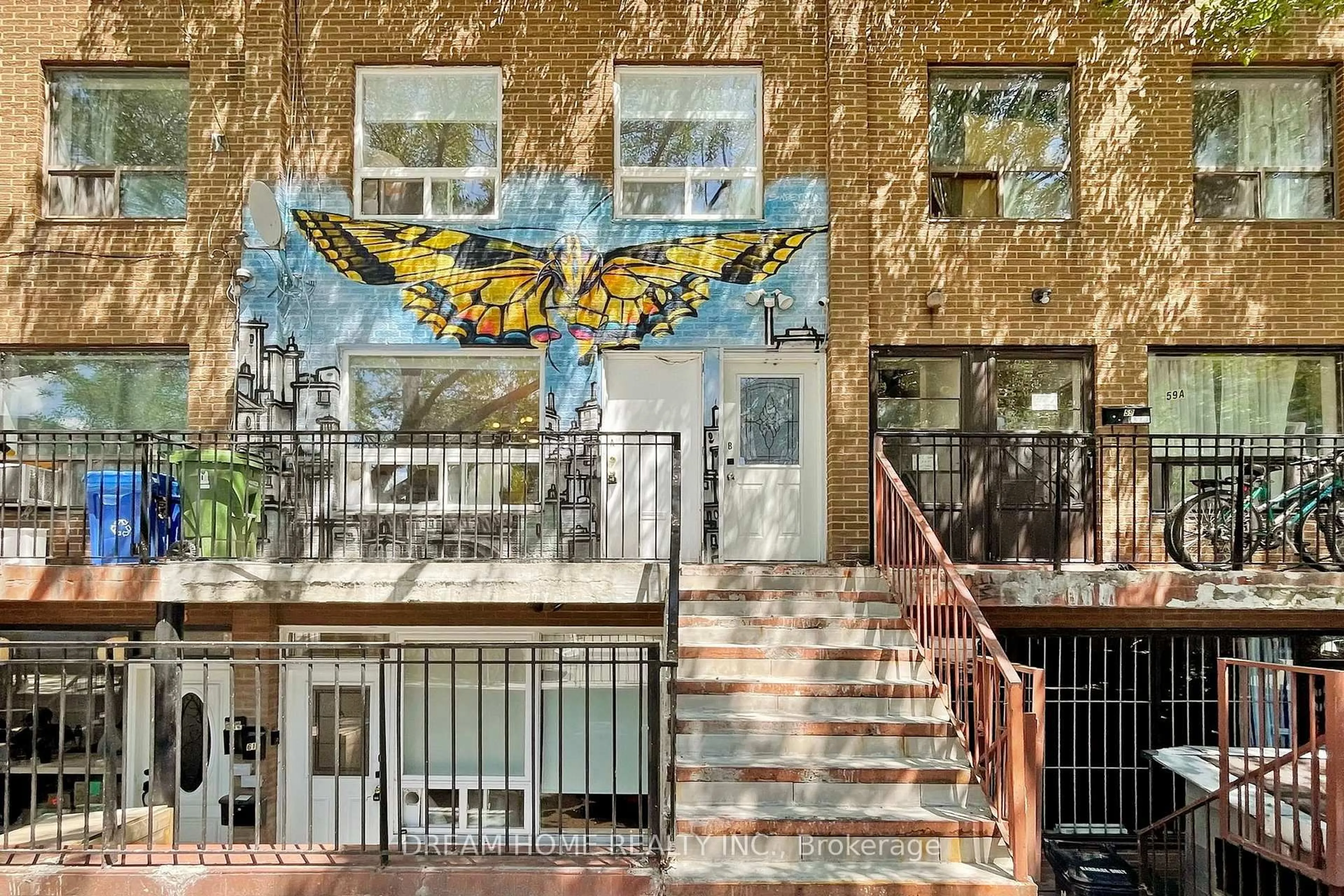 Home with brick exterior material, street for 61 Cameron St, Toronto Ontario M5T 2H1
