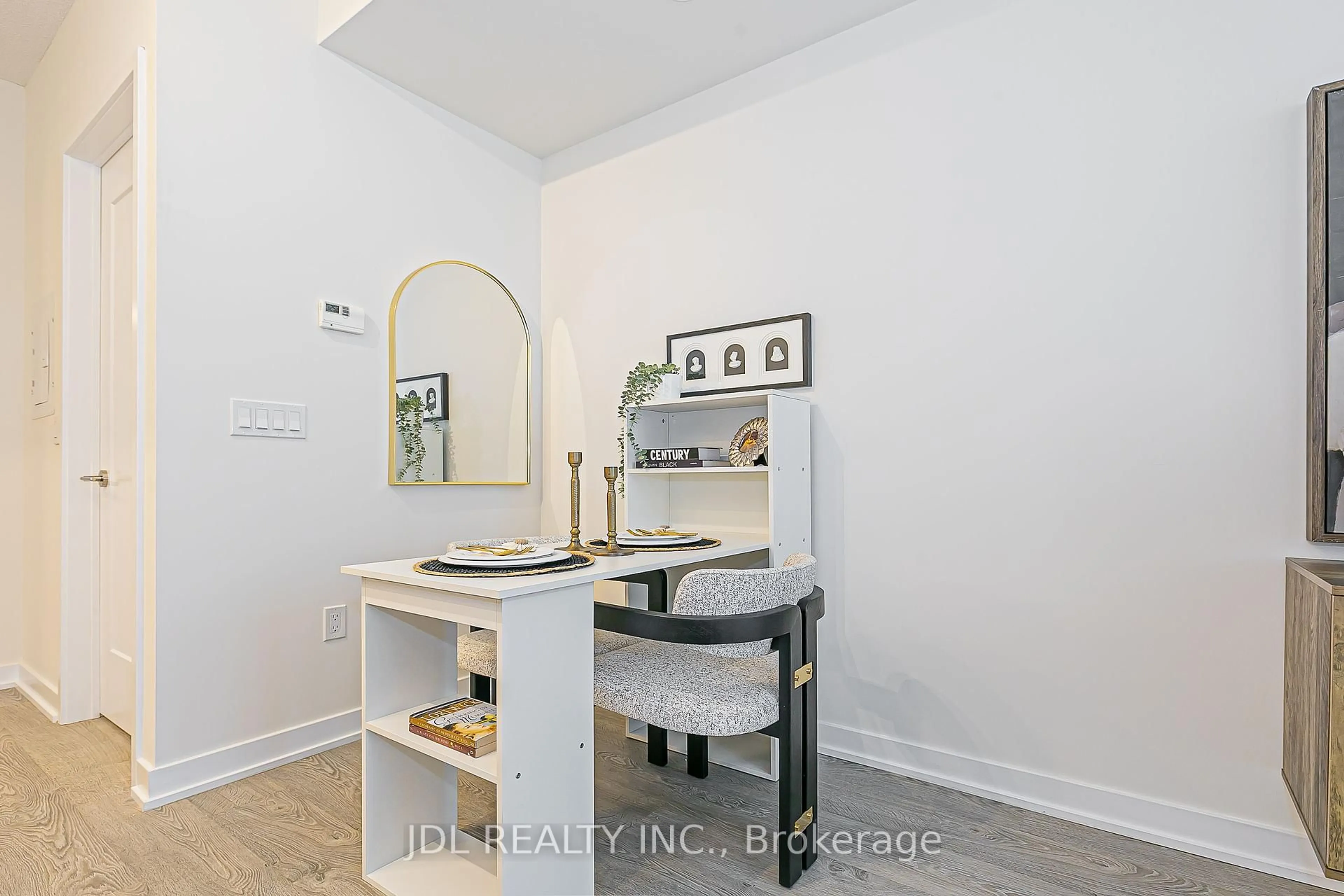 Unknown for 99 John St #3006, Toronto Ontario M5V 0S6