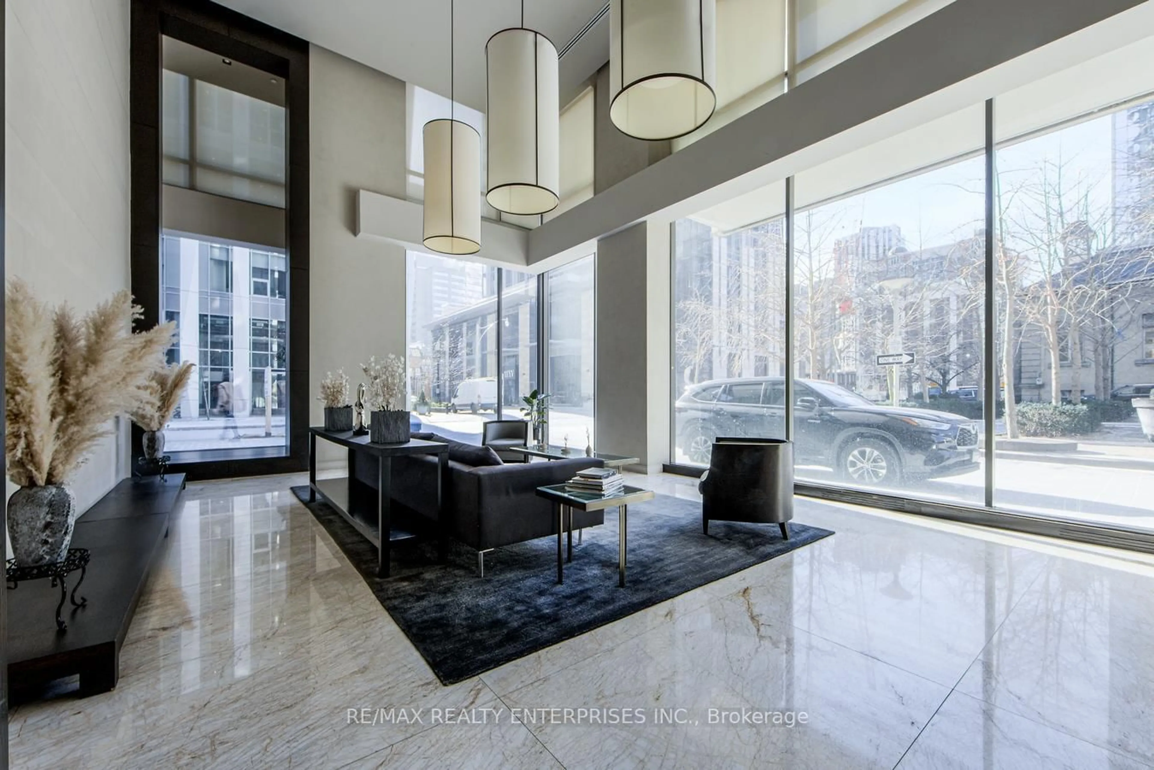 Lobby for 18 Yorkville Ave #315, Toronto Ontario M4W 3Y8