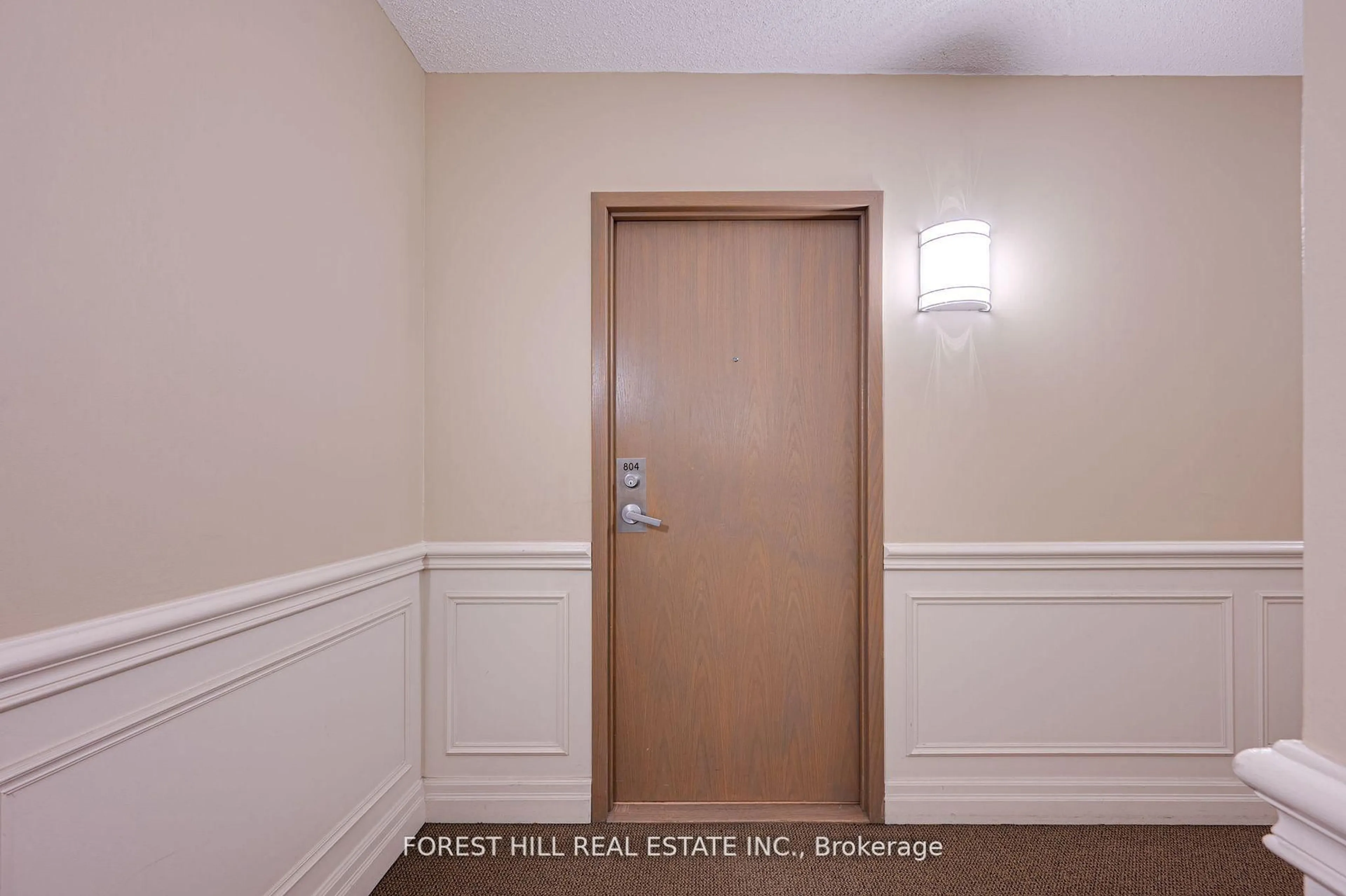 Indoor entryway for 97 Lawton Blvd #804, Toronto Ontario M4V 1Z6