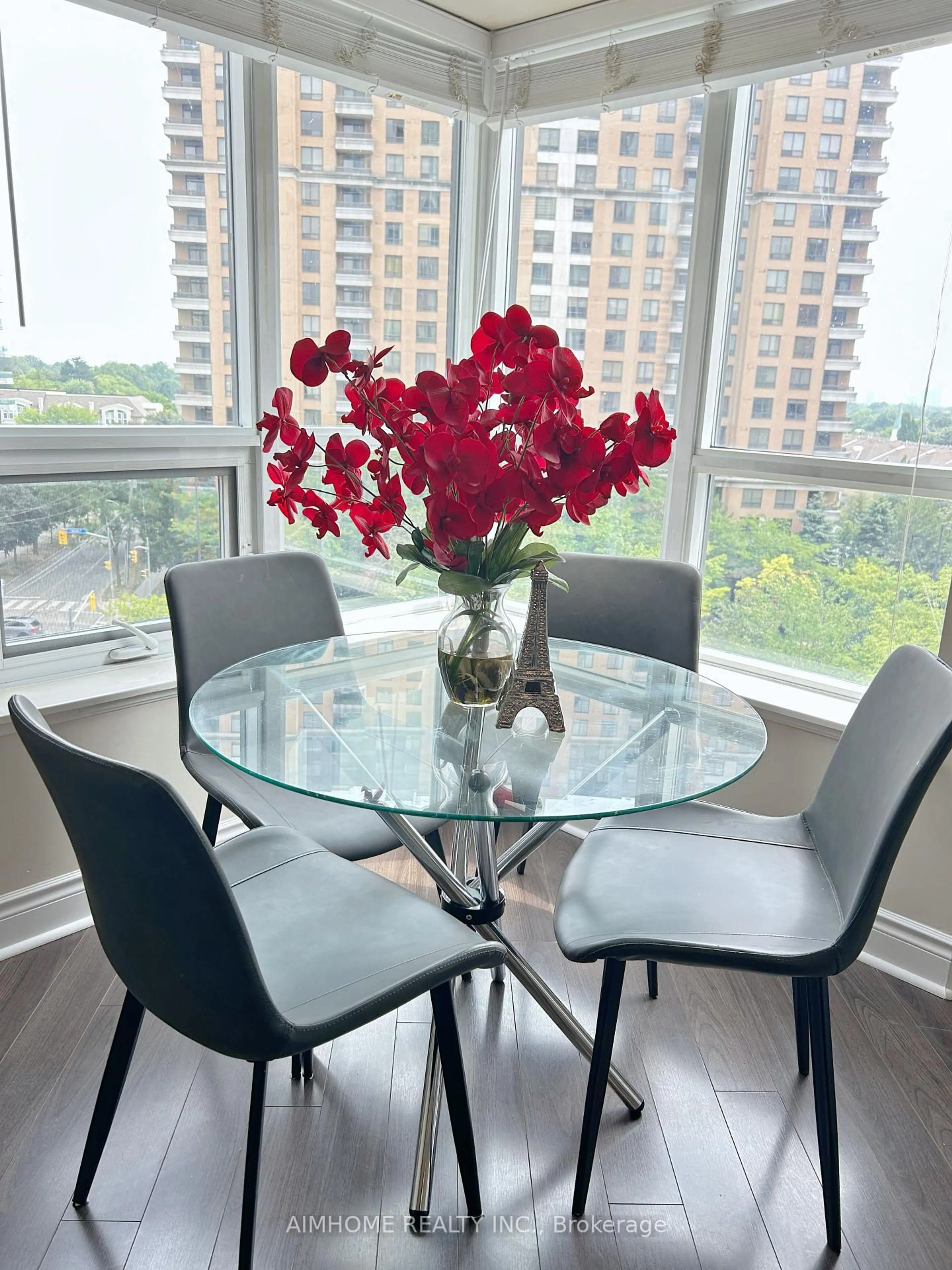 Dining room, unknown for 500 Doris Ave #722, Toronto Ontario M2N 0C1
