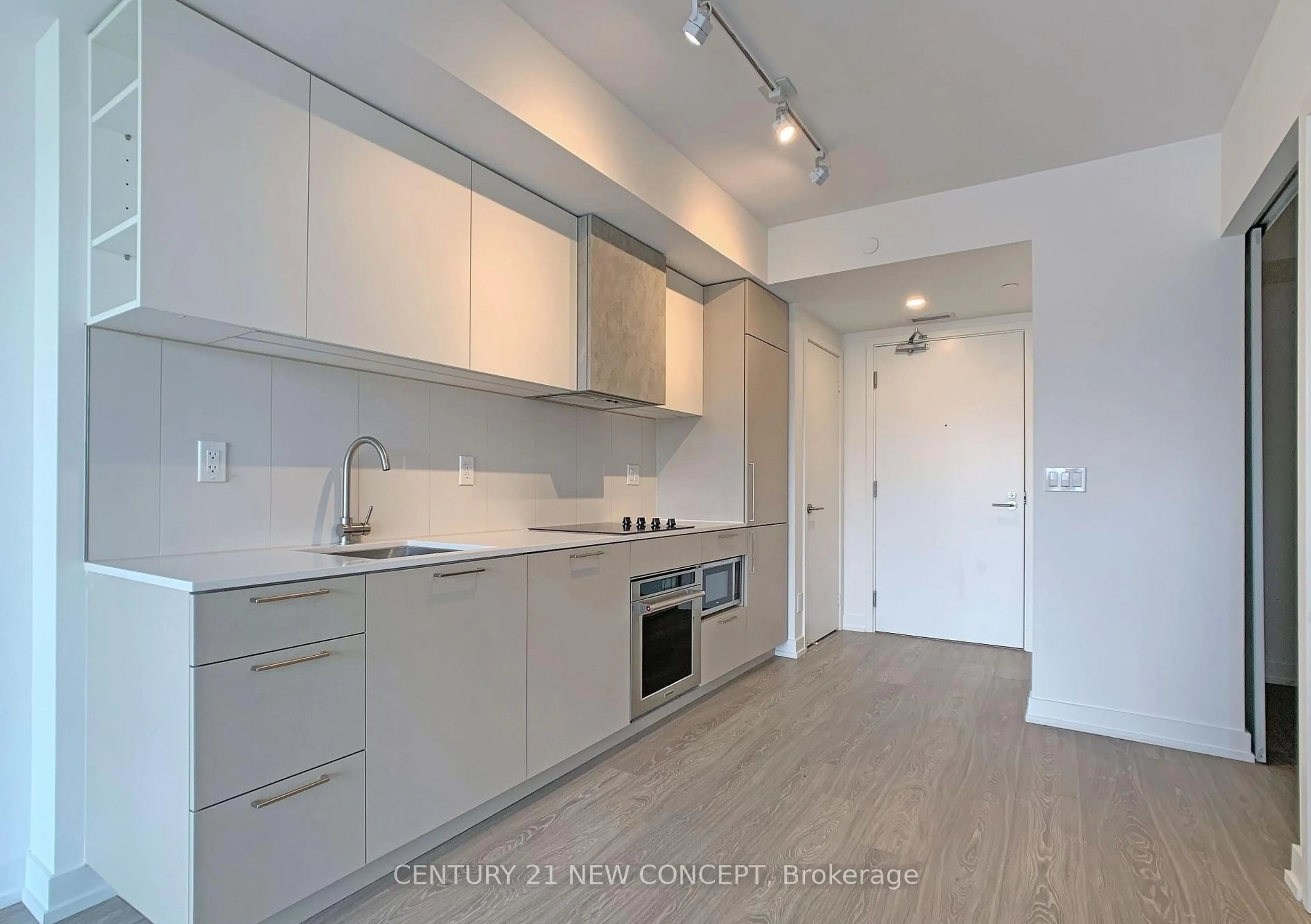 Standard kitchen, unknown for 19 Western Battery Rd #1020, Toronto Ontario M6K 0E3