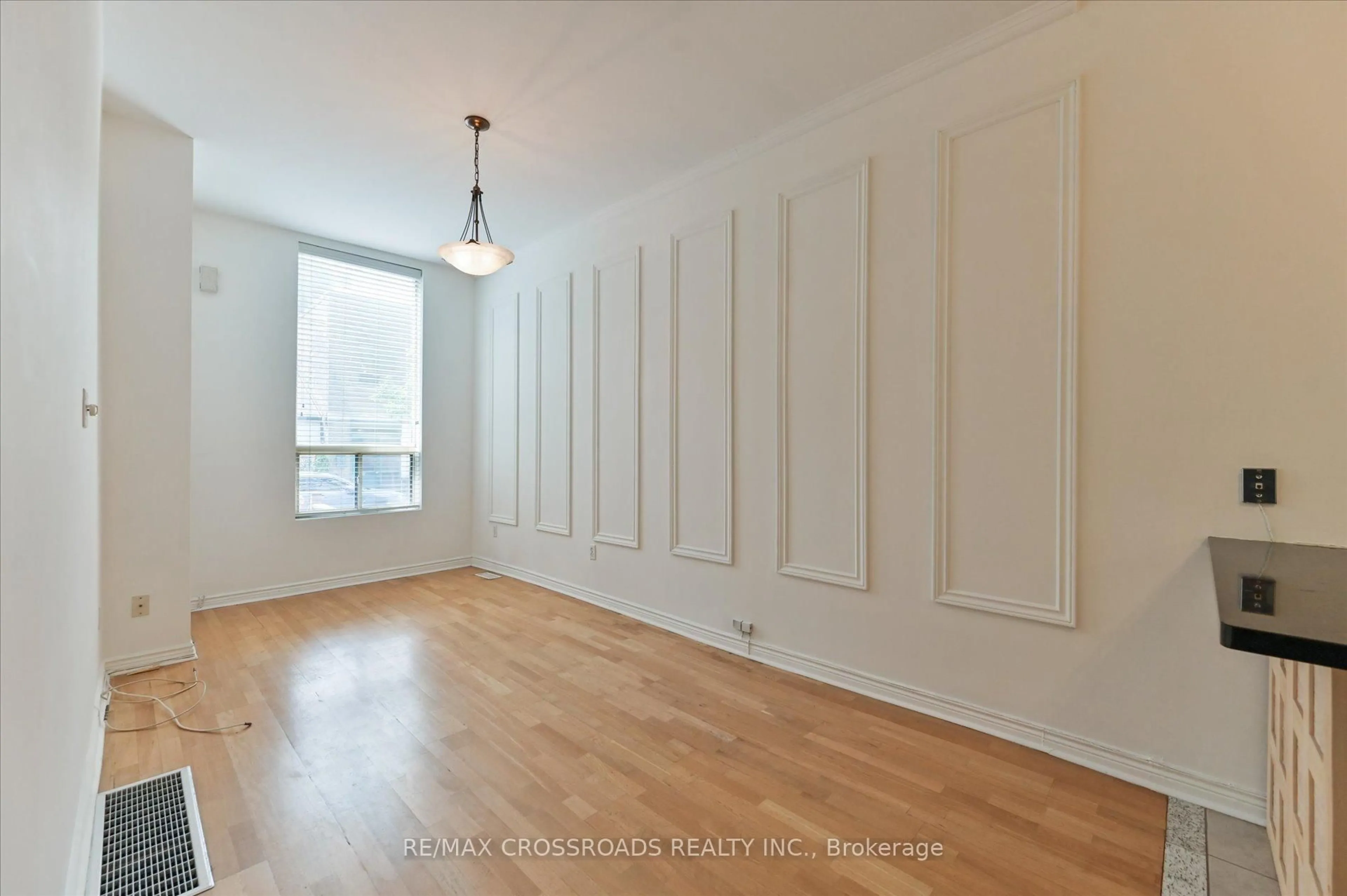 A pic of a room for 269 Ontario St, Toronto Ontario M5A 2V6