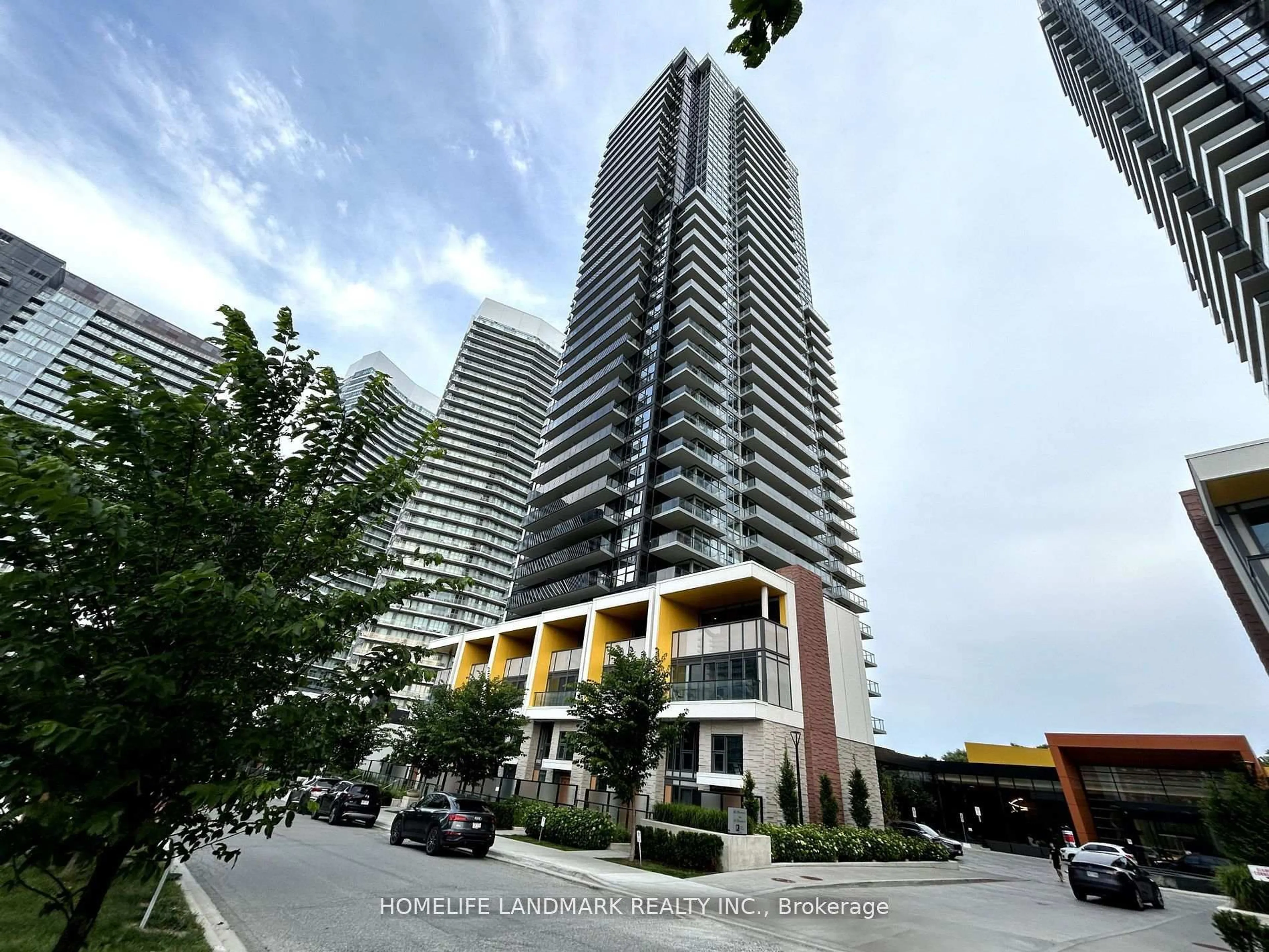 Indoor foyer for 95 Mcmahon Dr #902, Toronto Ontario M2K 0E4