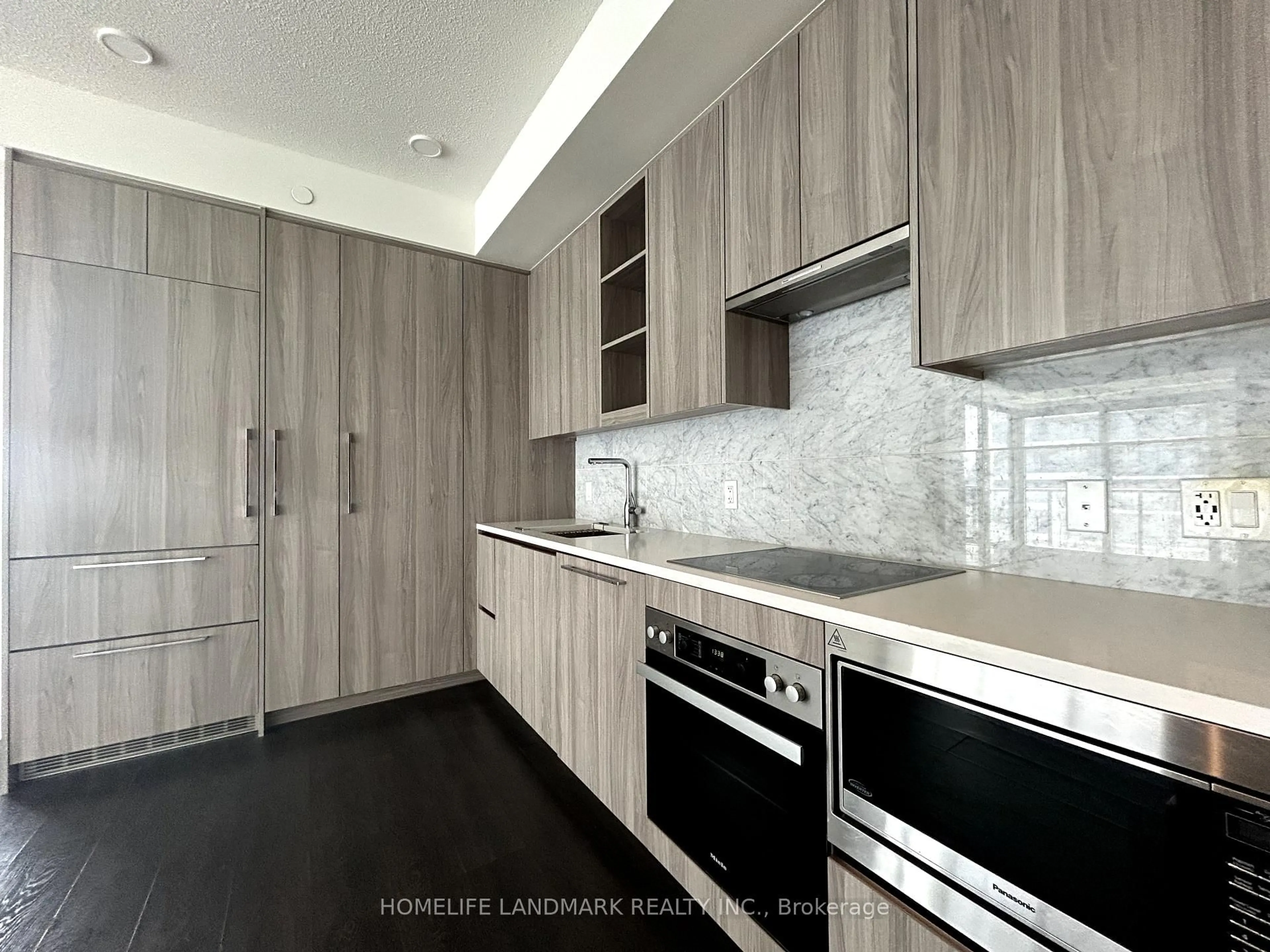 Unknown for 95 Mcmahon Dr #902, Toronto Ontario M2K 0E4