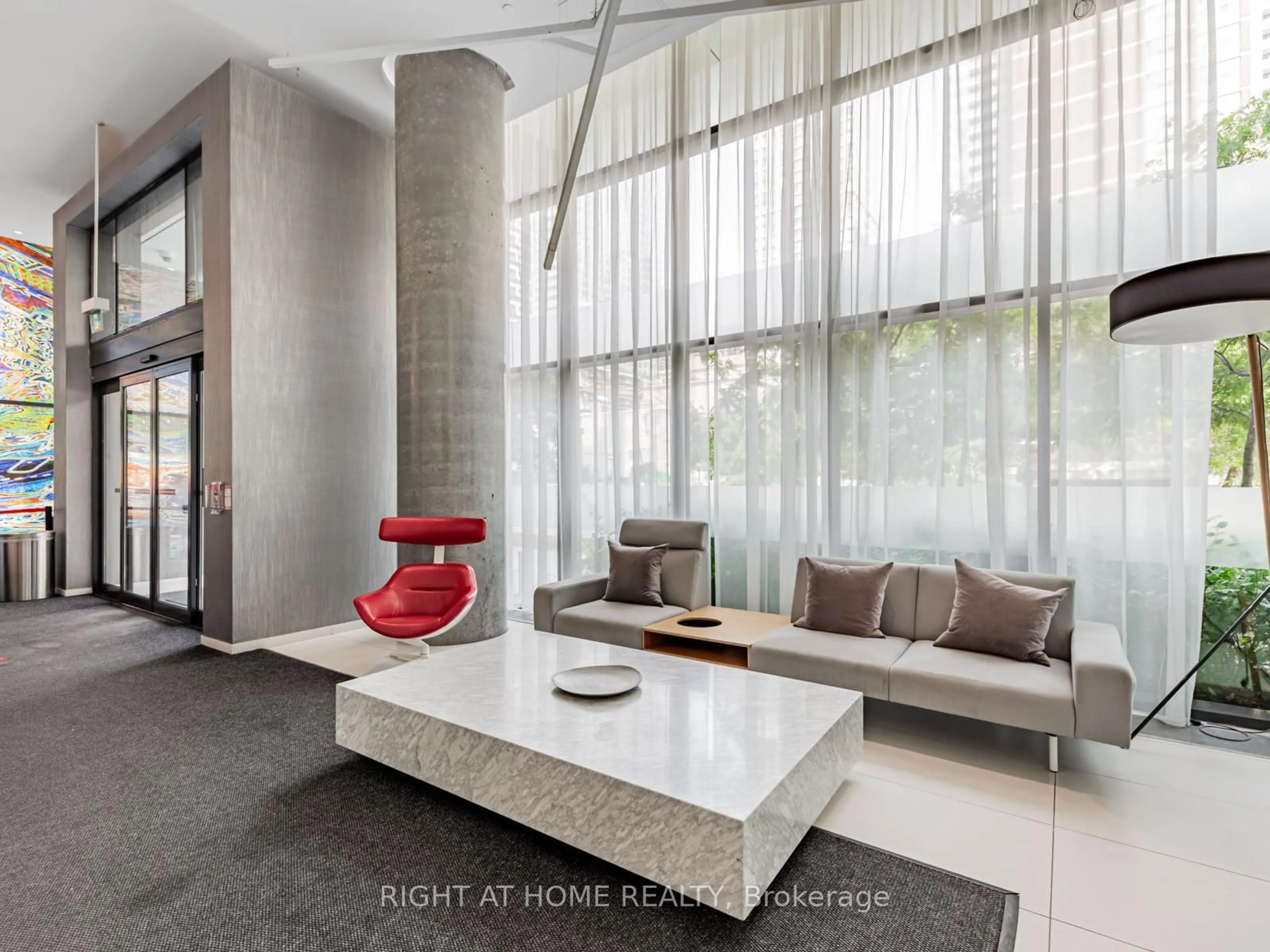 Lobby for 185 Roehampton Ave #3110, Toronto Ontario M4P 0C6