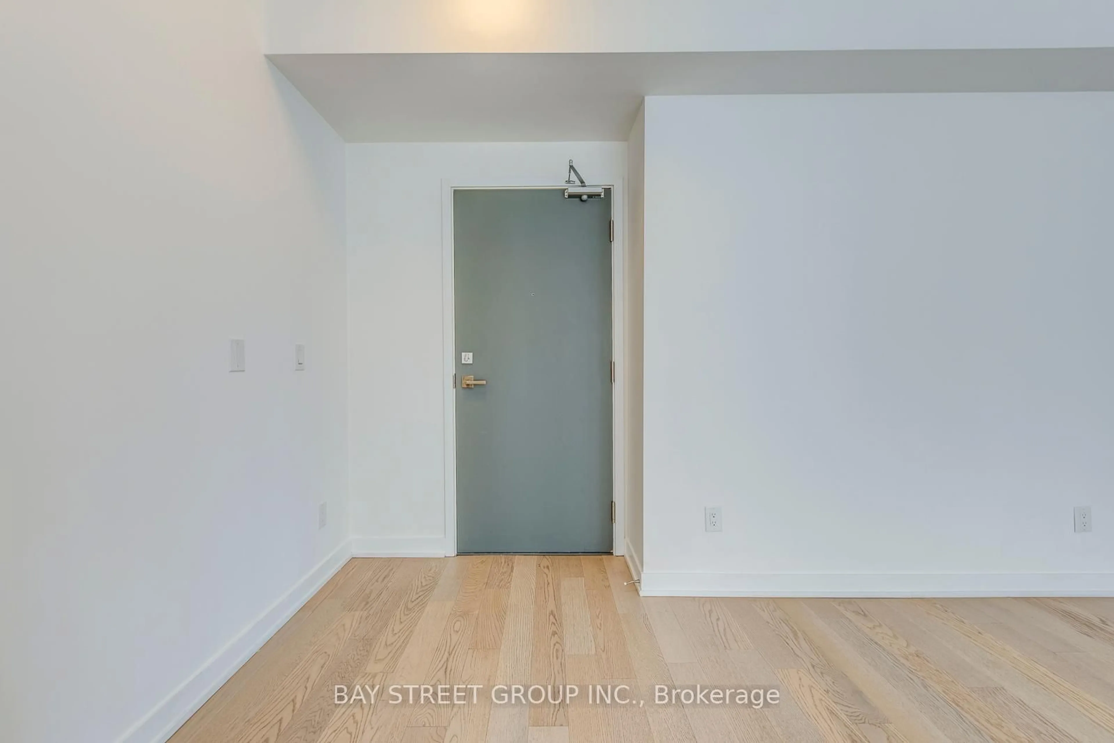 Unknown for 17 Dundonald St #1601, Toronto Ontario M4Y 1K3